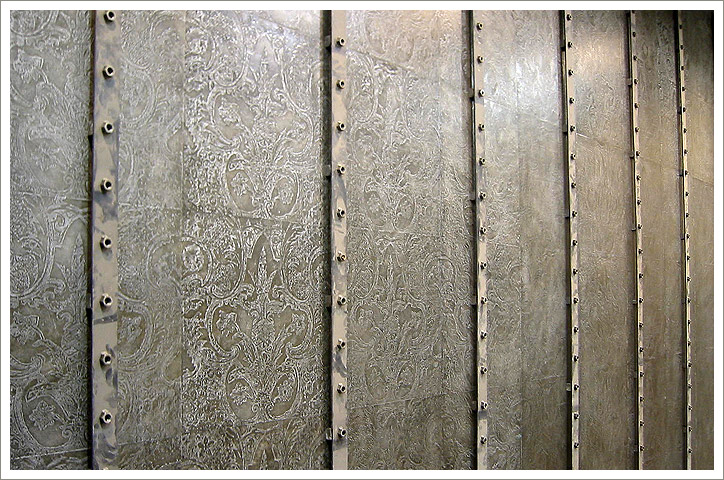  Pewter Damask: Urban Outfitter’s store. Chicago, IL. 