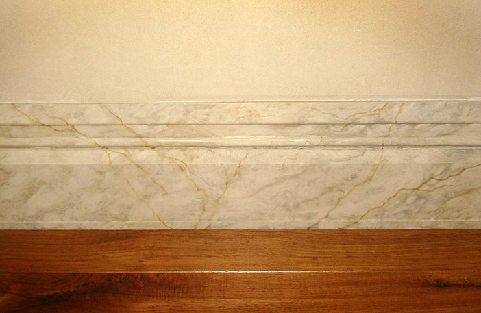  Faux marble on baseboard. 