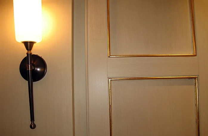 Soft Strie: Strie and gilding. Carnegie Building. Avenue of the Americas, NYC. Client: Zeckendorf Development, LLC.