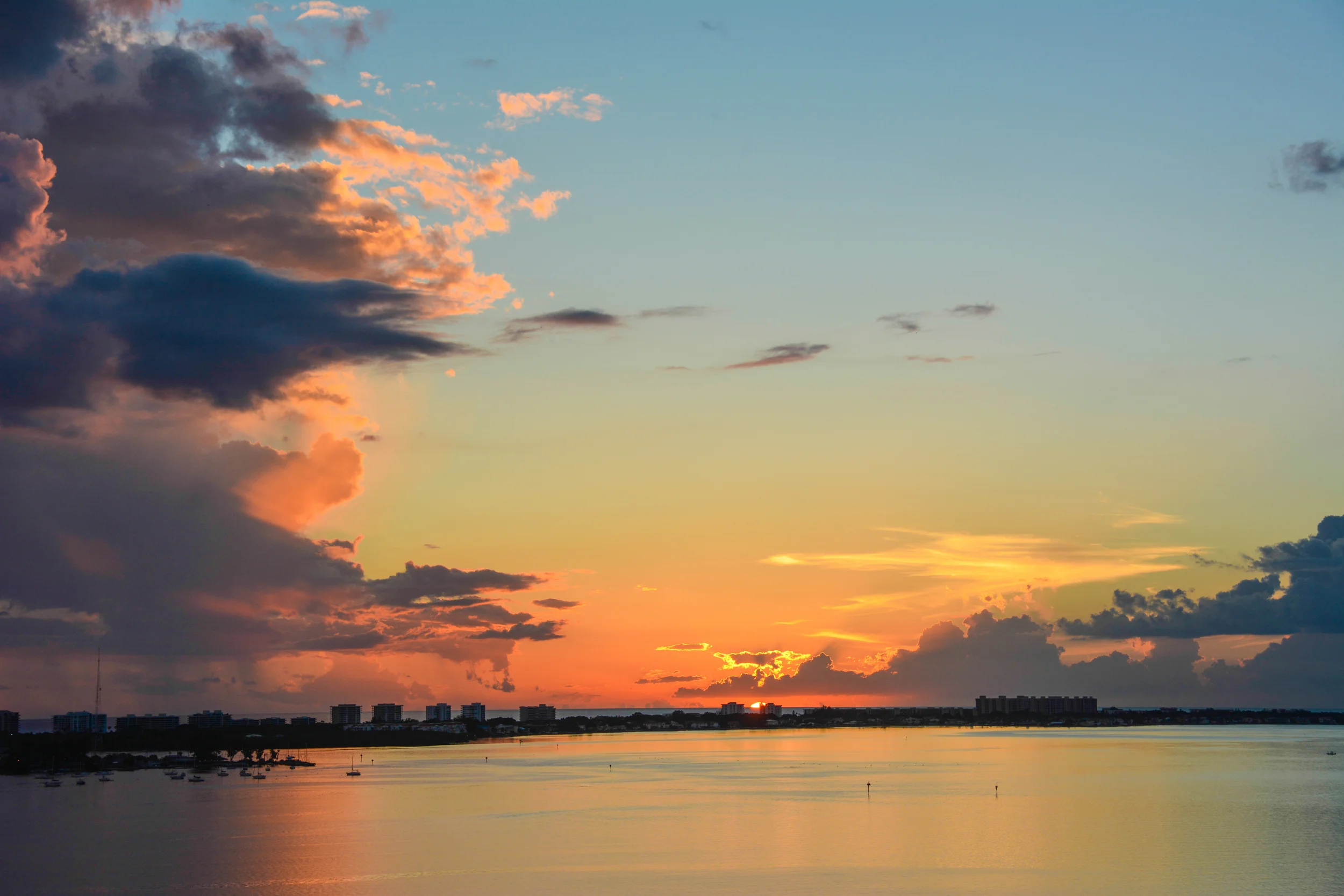 Cloud Mountain - Leslie Brown