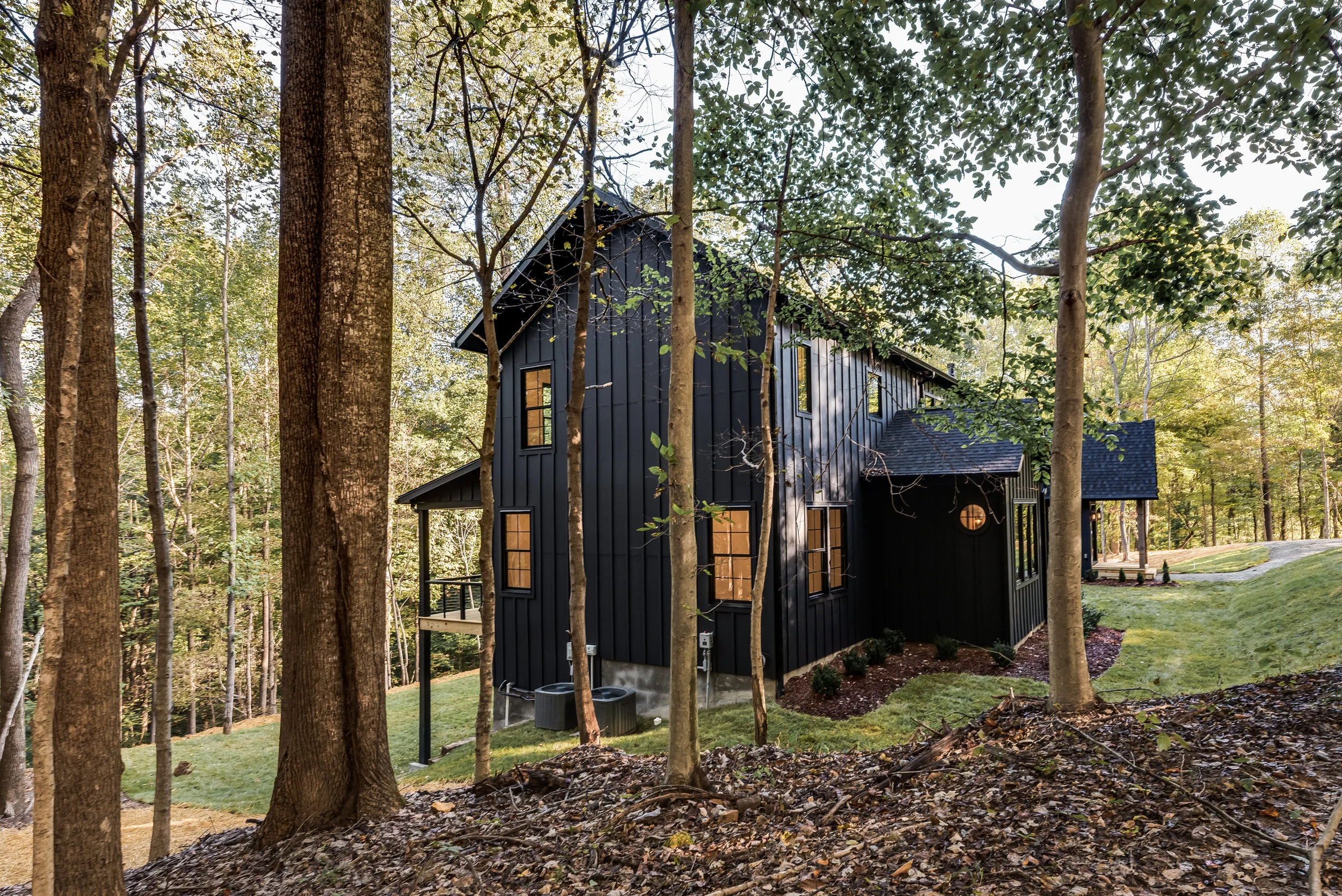 181019_BlackBeautyModernTnFarmhouse_Blog-11.jpg