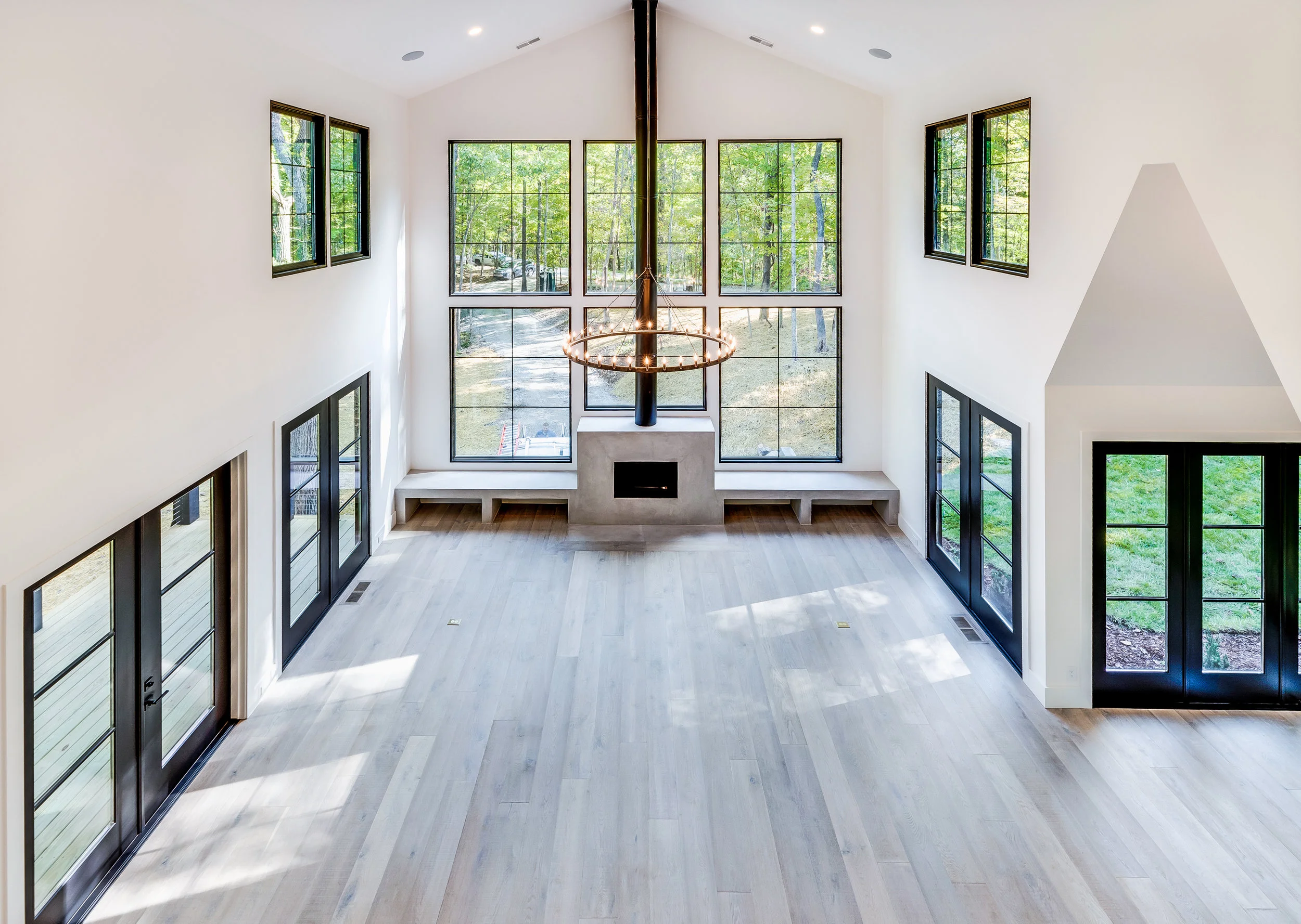 181019_BlackBeautyModernTnFarmhouse_Blog-13.jpg
