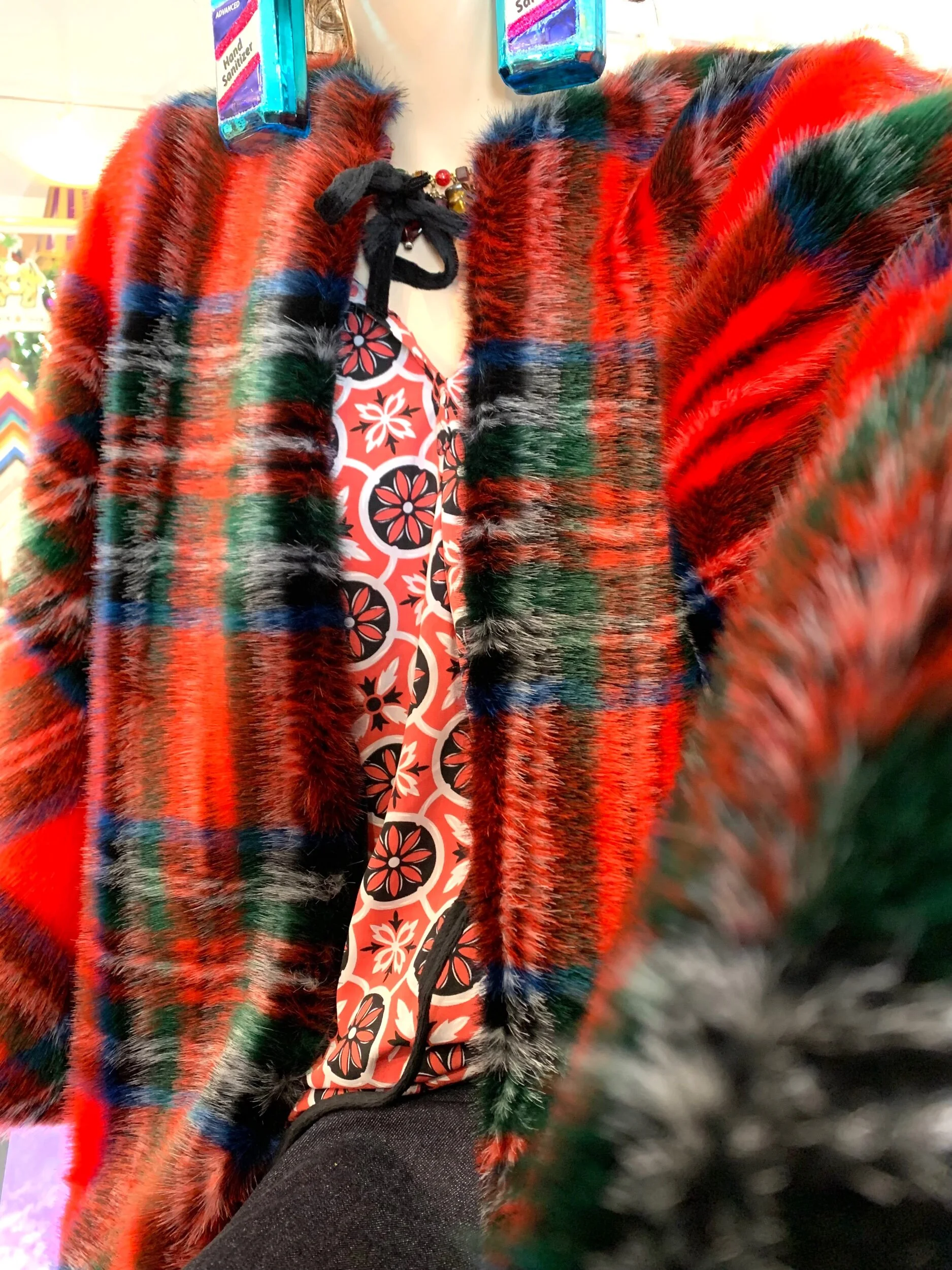 HOLIDAY COLLECTION RED PLAID FAUX FUR TREE SKIRT