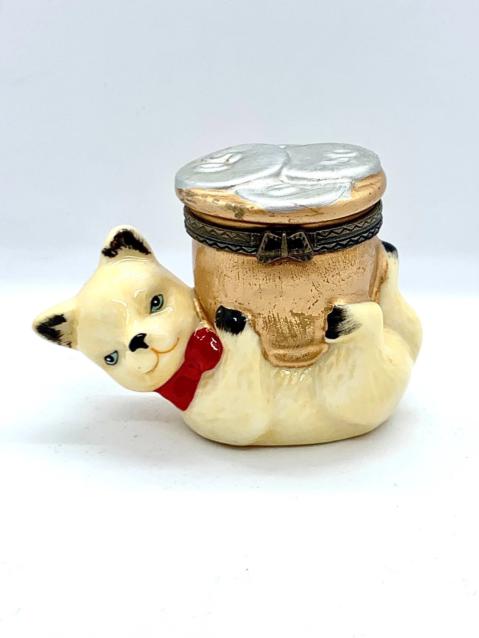 27023CF2-7D07-40C5-9A0B-9BA2D41255FF