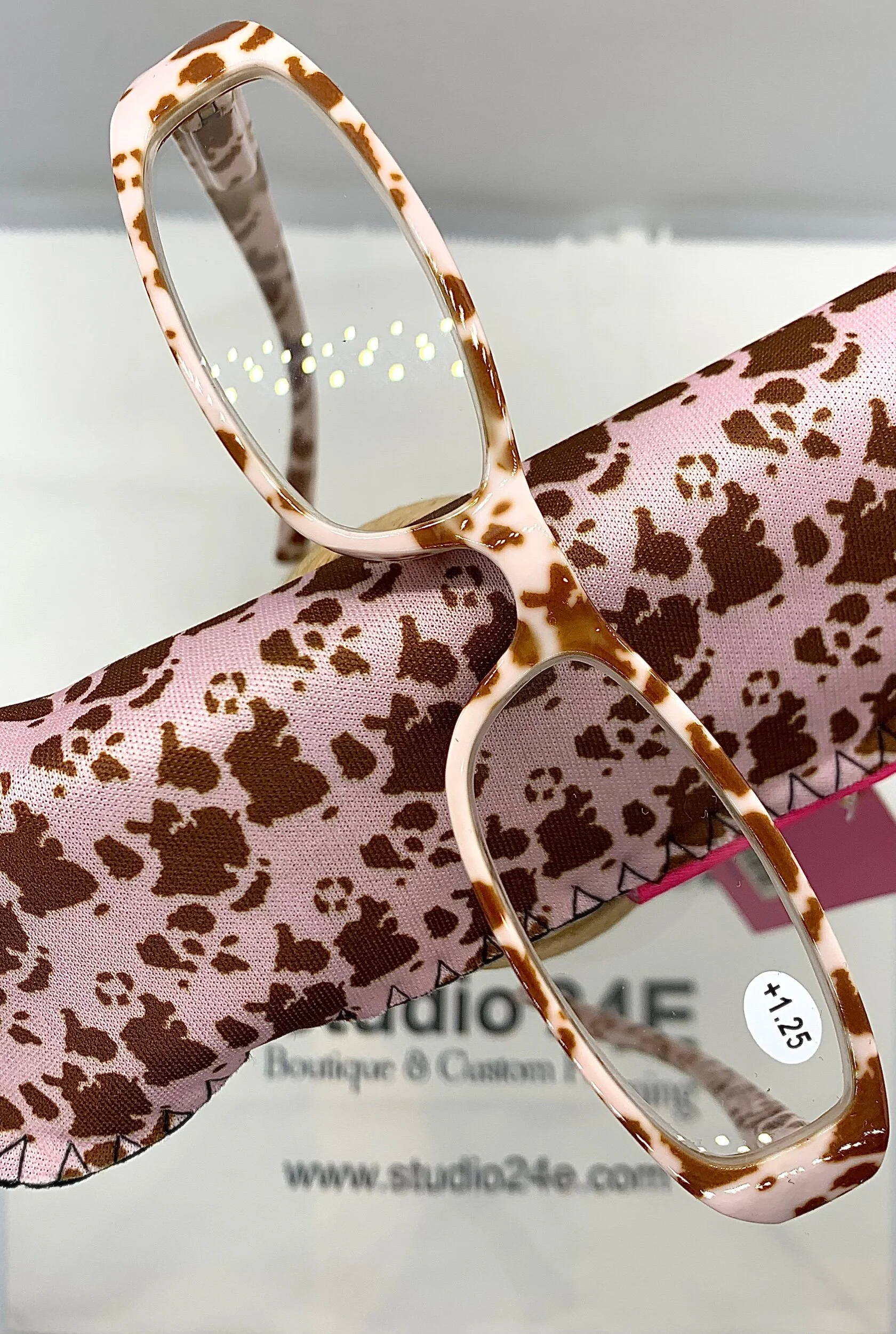 FAE4EA20-3B48-4081-96B0-6F13088F740C