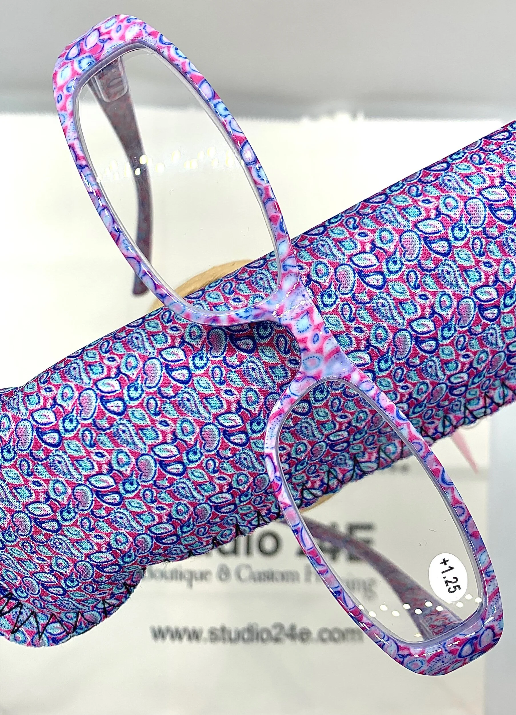 476F51F4-8339-4600-839F-7784D82A1EF3