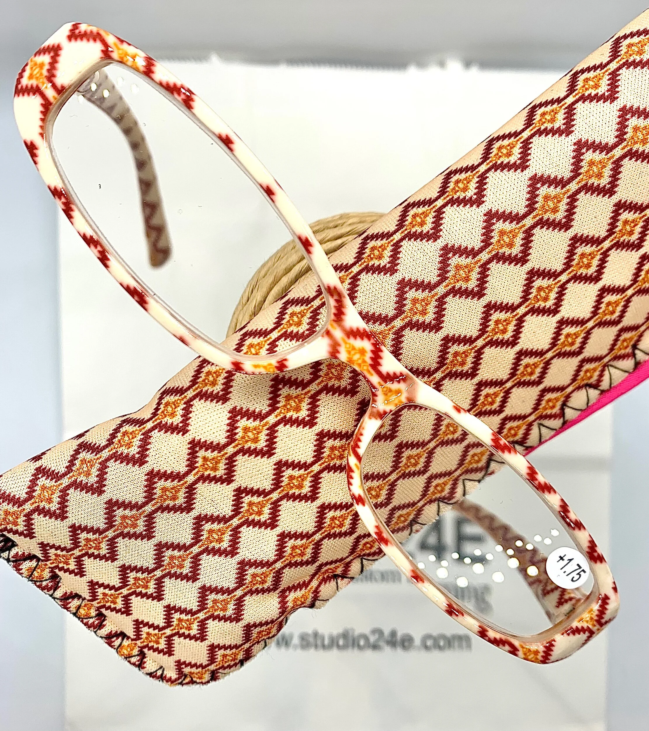 B9F854B8-5A7B-4BF3-BD1A-14101626B12F