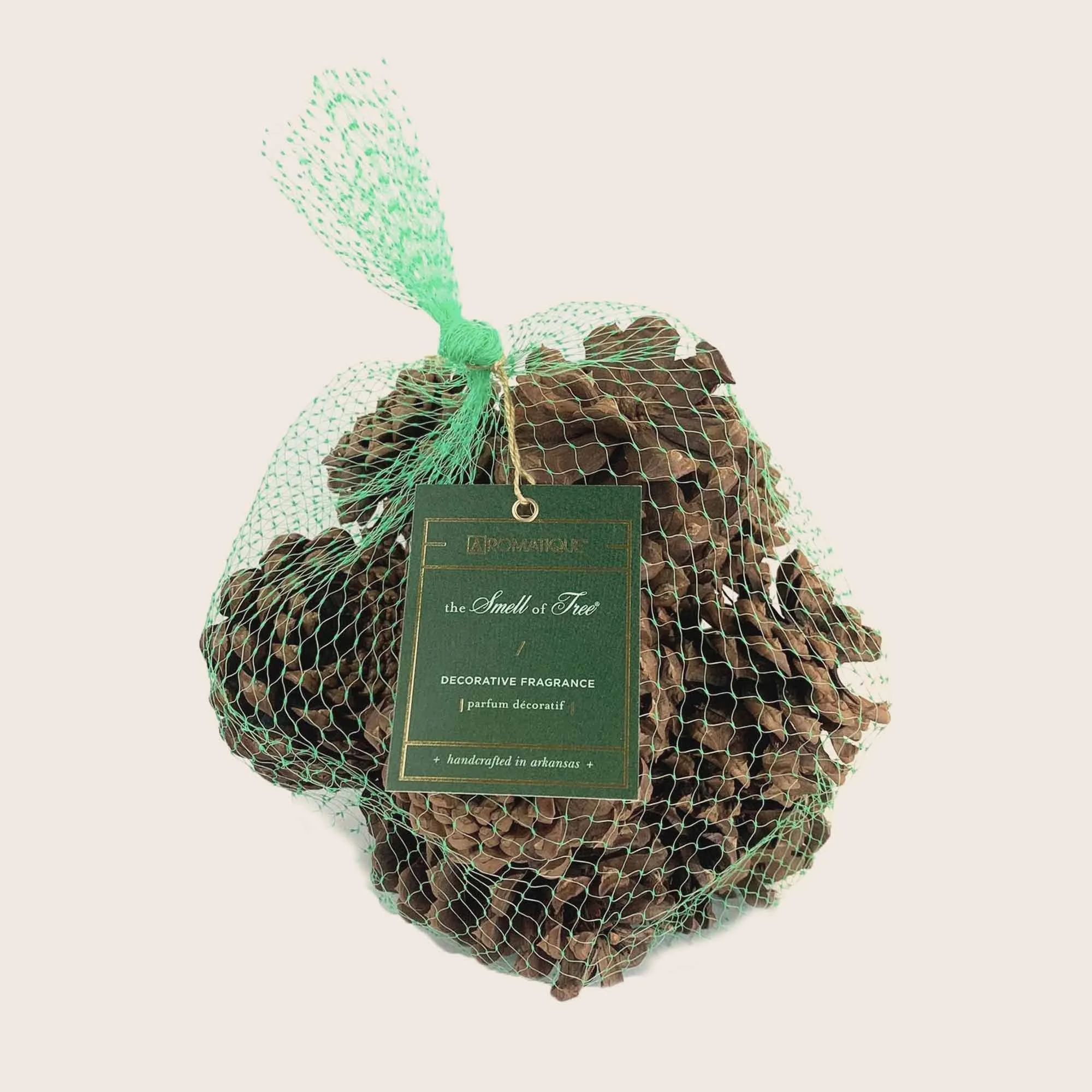 TheSmellofTree_PineconeBag_2000x2000pxcopy.jpg