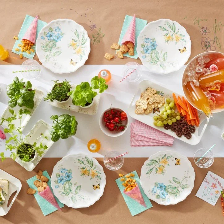 HorsDoeuvreTray2.jpg