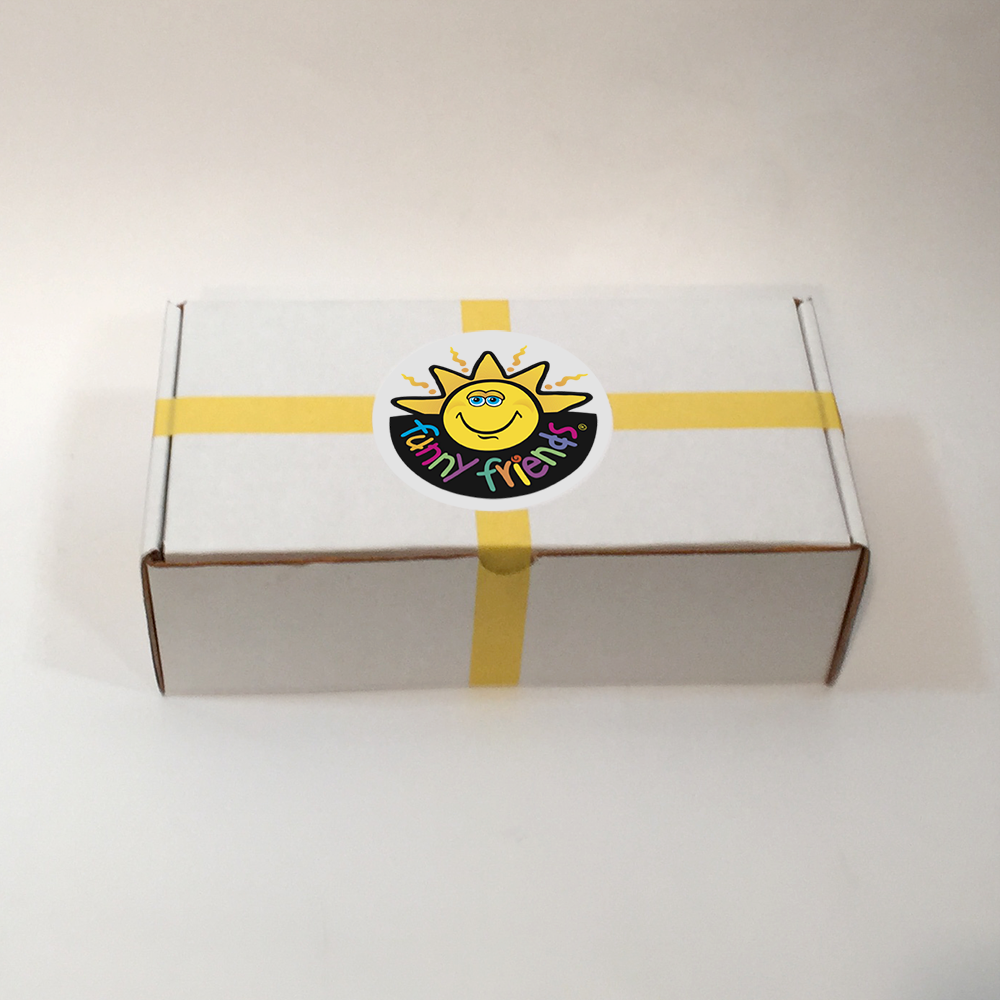 FunnyFriends_BoxPackagingClosedView.png