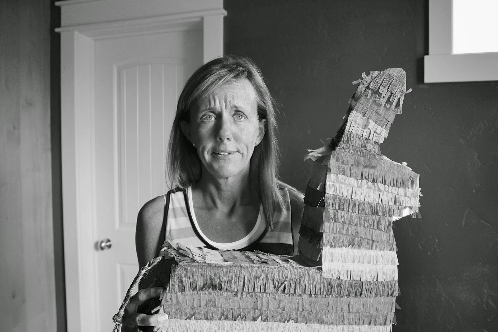 mom+holding+the+pinata.png