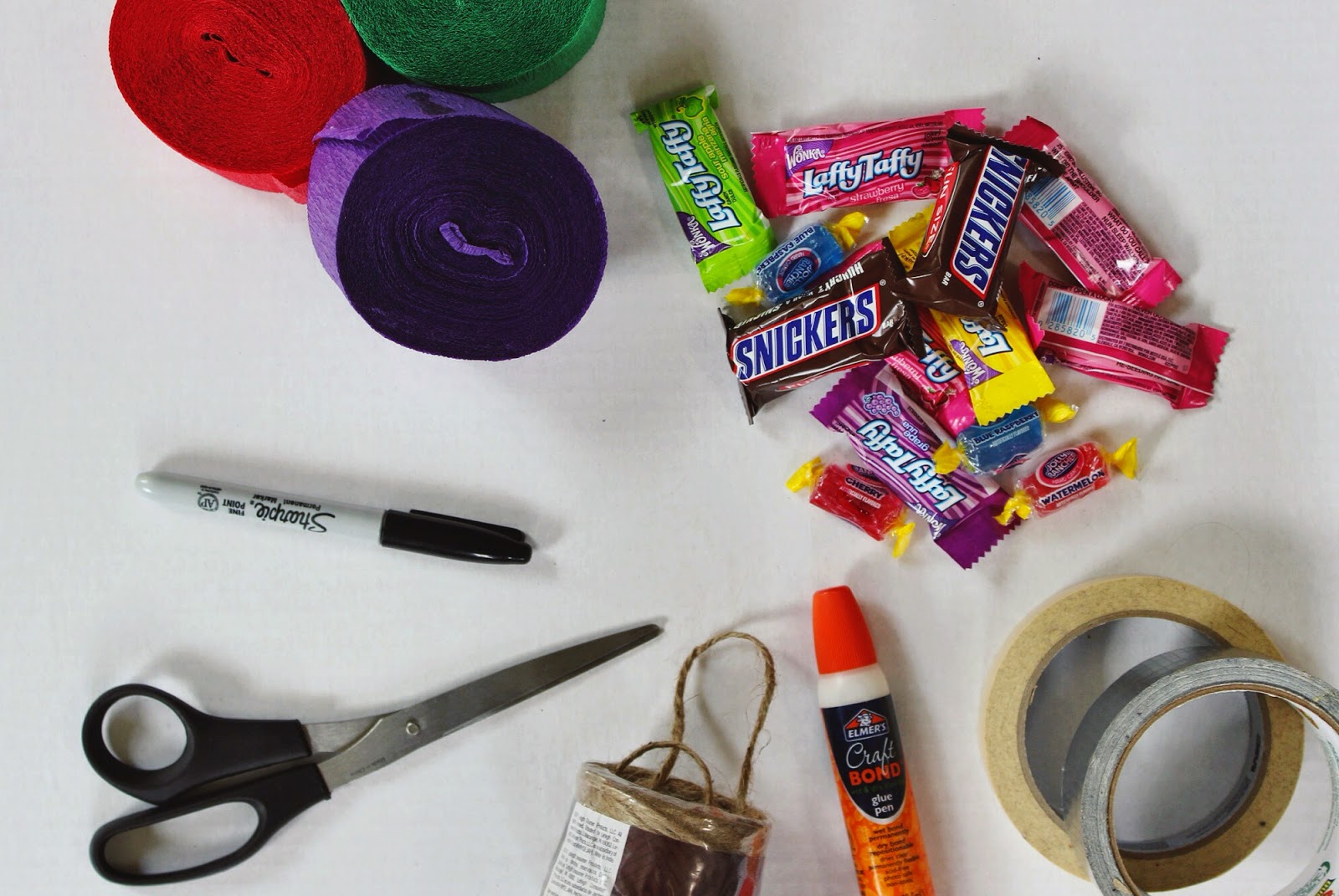 diy+pinata+supplies.png