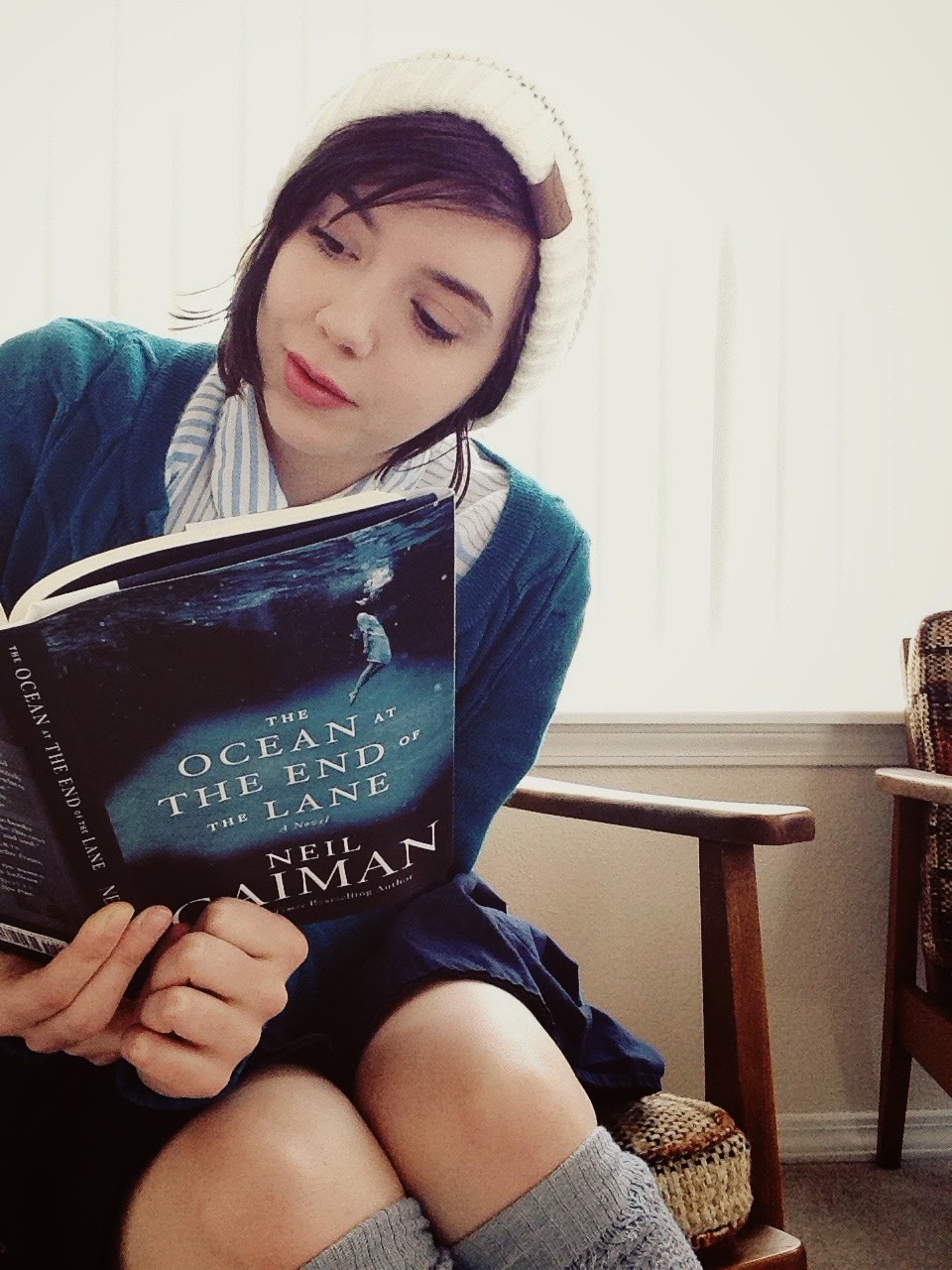 rainy+day+reading+gaiman.jpeg