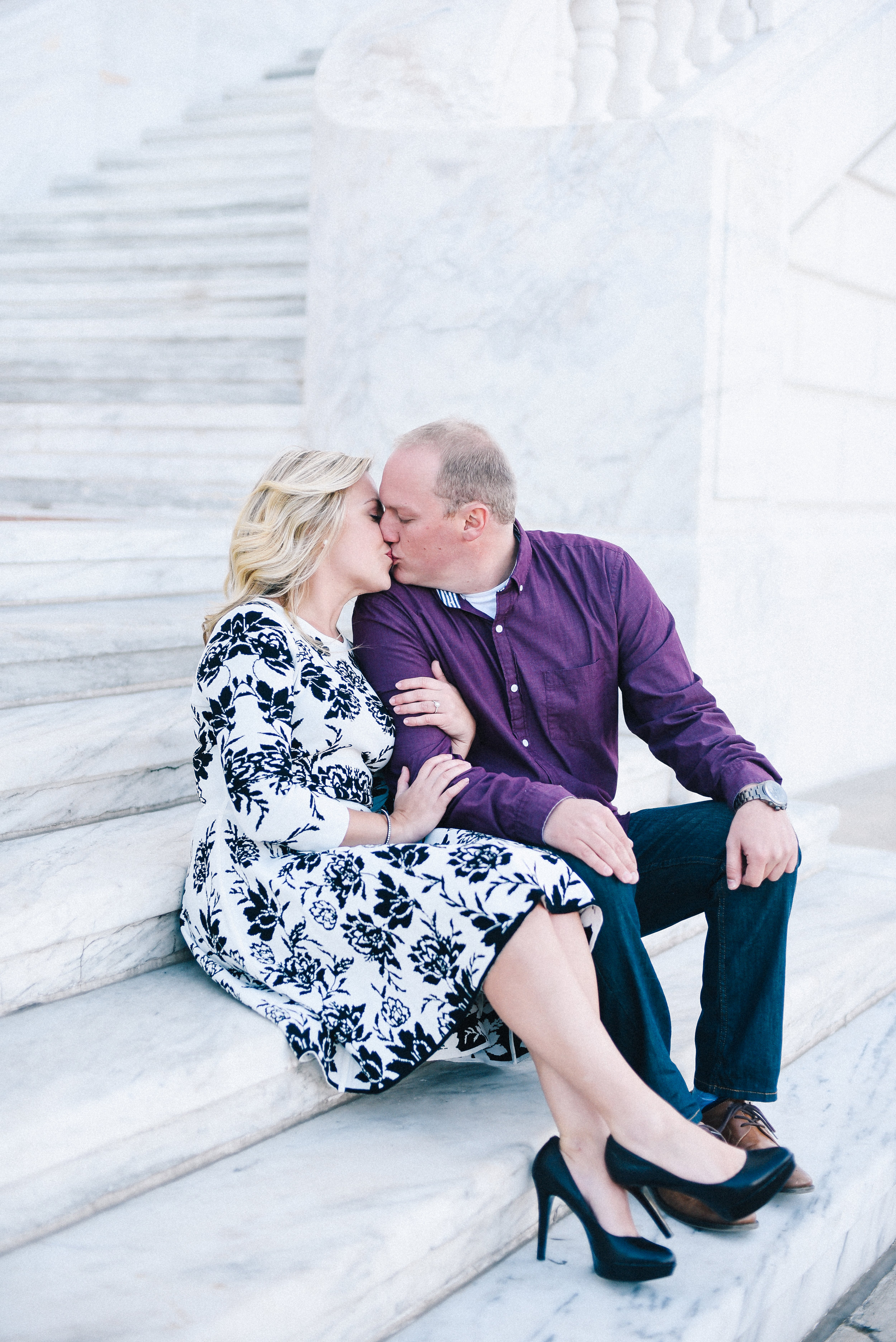 Downtown_Detroit_Engagement_Photos-6.jpg