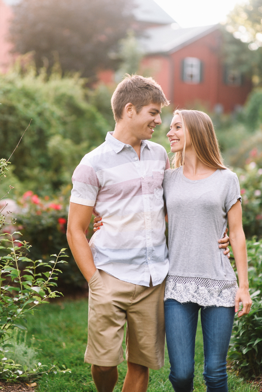 Southern_Exposure_Herb_Farm_Engagement_Photos-37.jpg