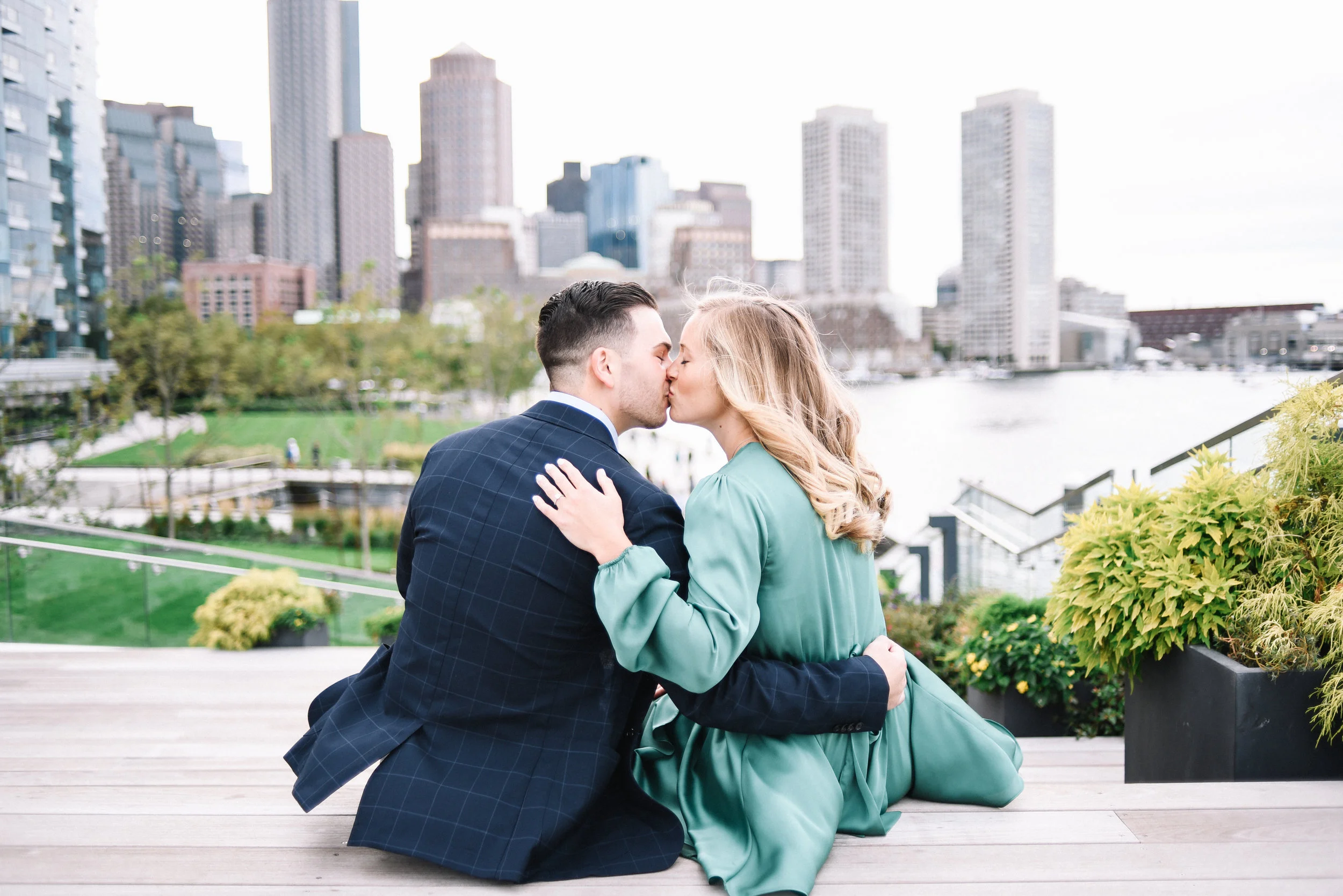 Seaport_Boston_Engagement_Photos-1.jpg