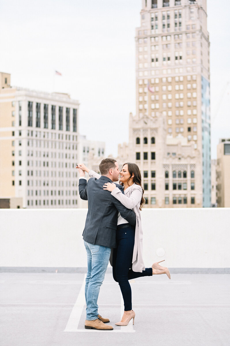 Downtown_Detroit_Engagement_Photos-19.jpg