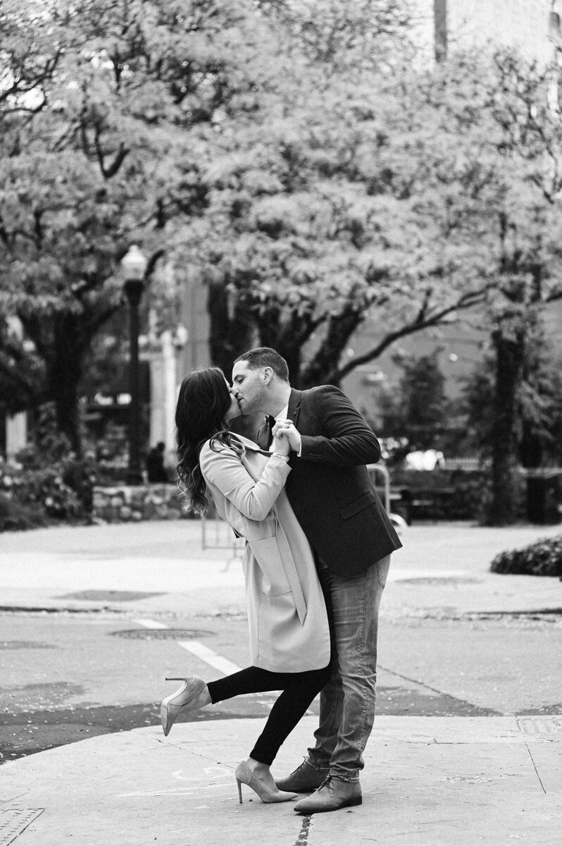 Downtown_Detroit_Engagement_Photos-28.jpg