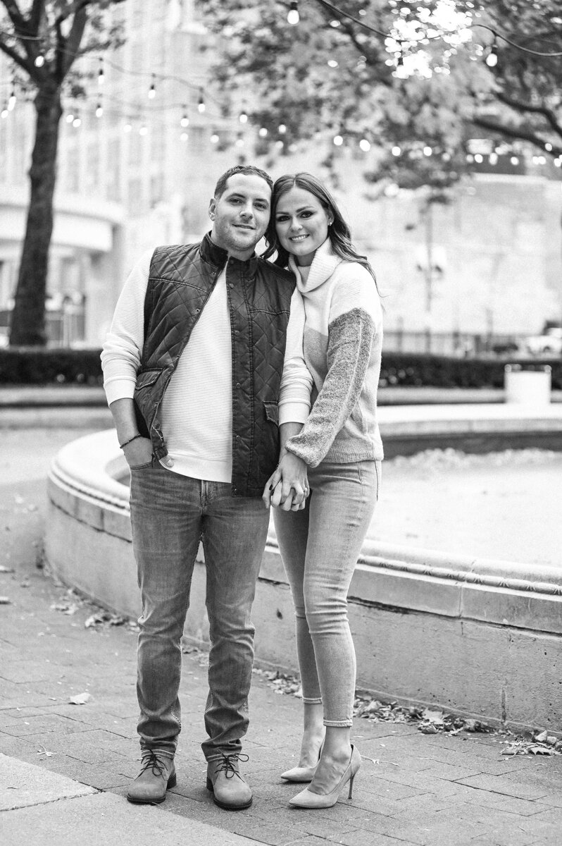 Downtown_Detroit_Engagement_Photos-37.jpg