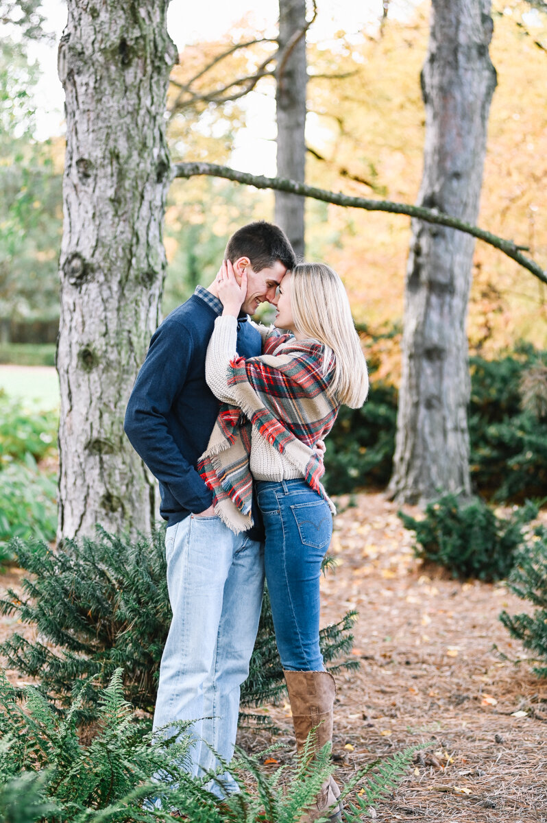 Fall_MSU_Engagement_Photos-9.jpg