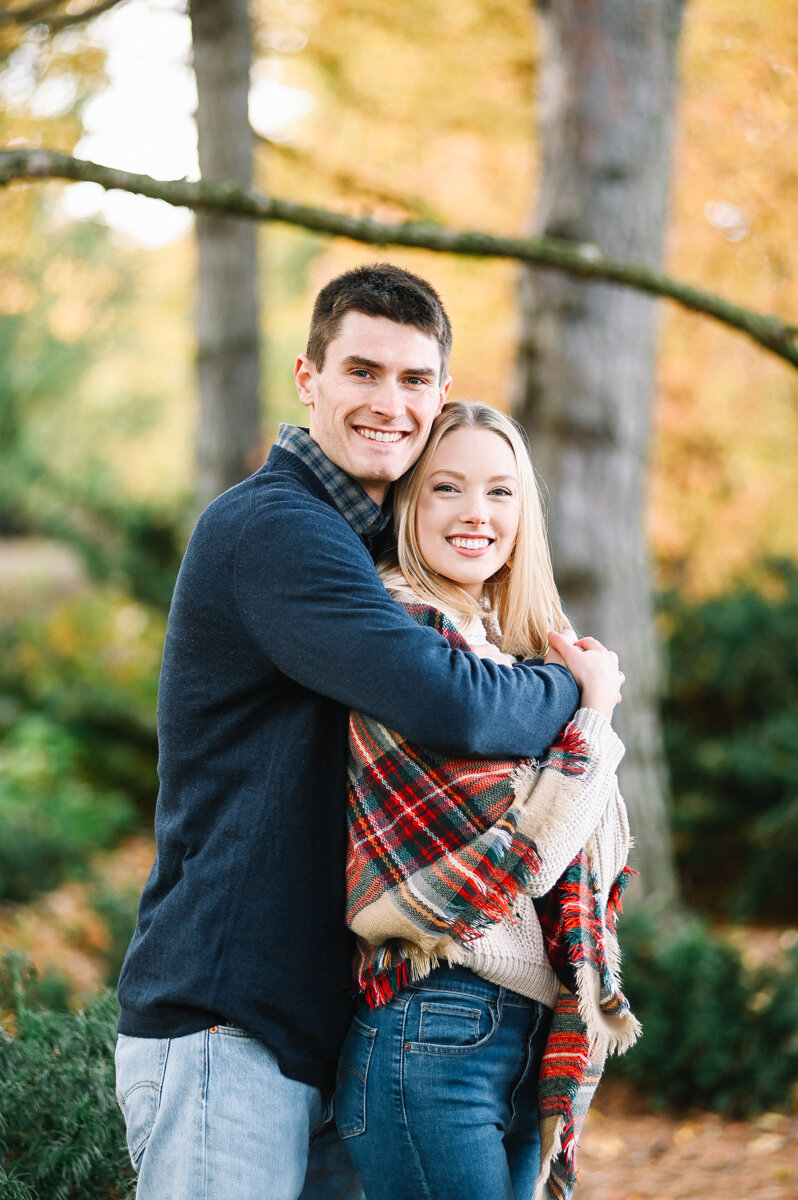 Fall_MSU_Engagement_Photos-13.jpg