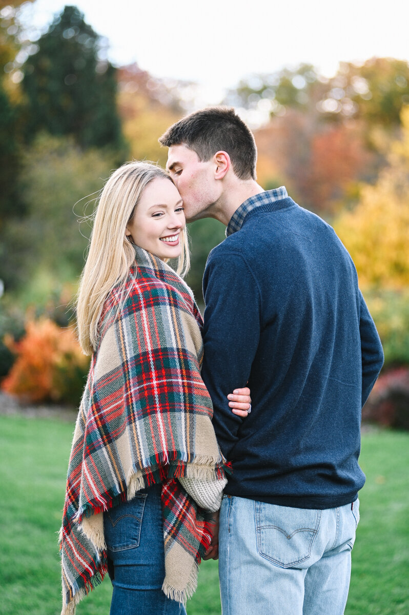 Fall_MSU_Engagement_Photos-15.jpg