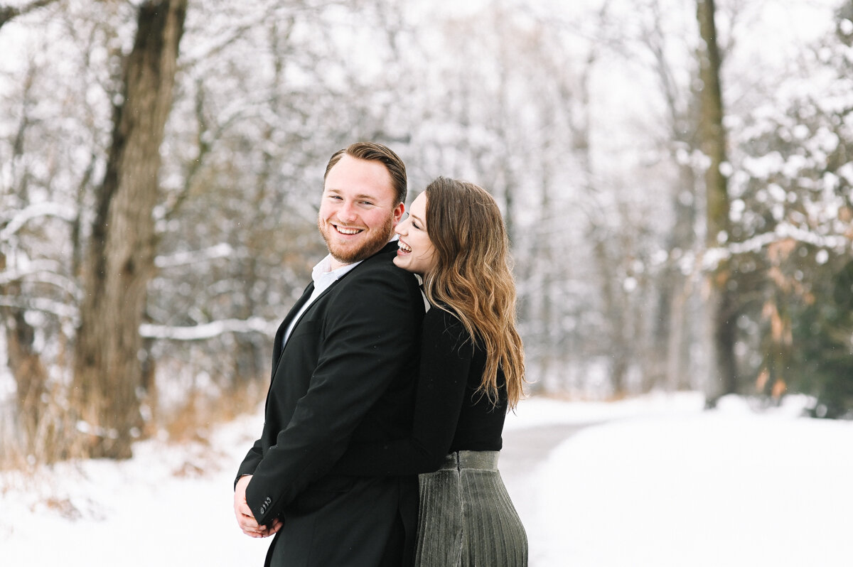 Winter_MSU_Engagement_Photos_East_Lansing-12.jpg