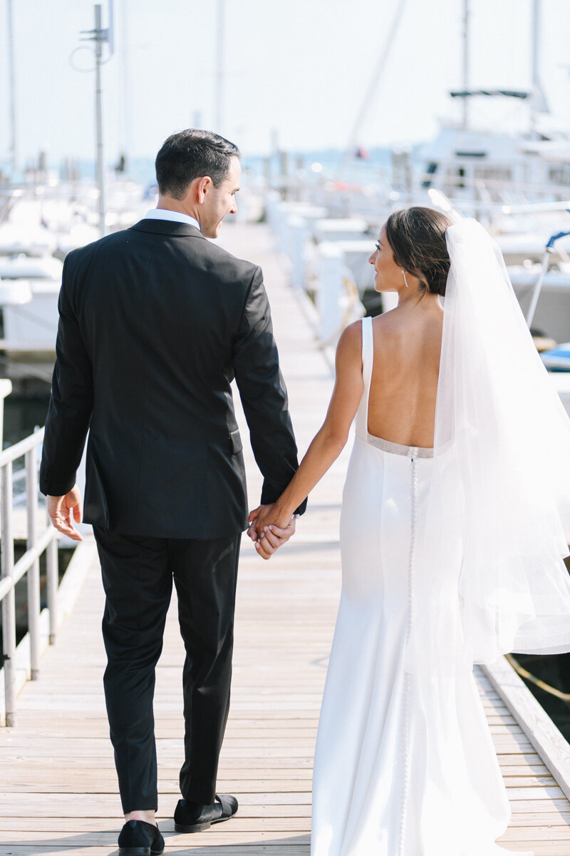 Grosse_Pointe_Yacht_Club_Wedding-48.jpg