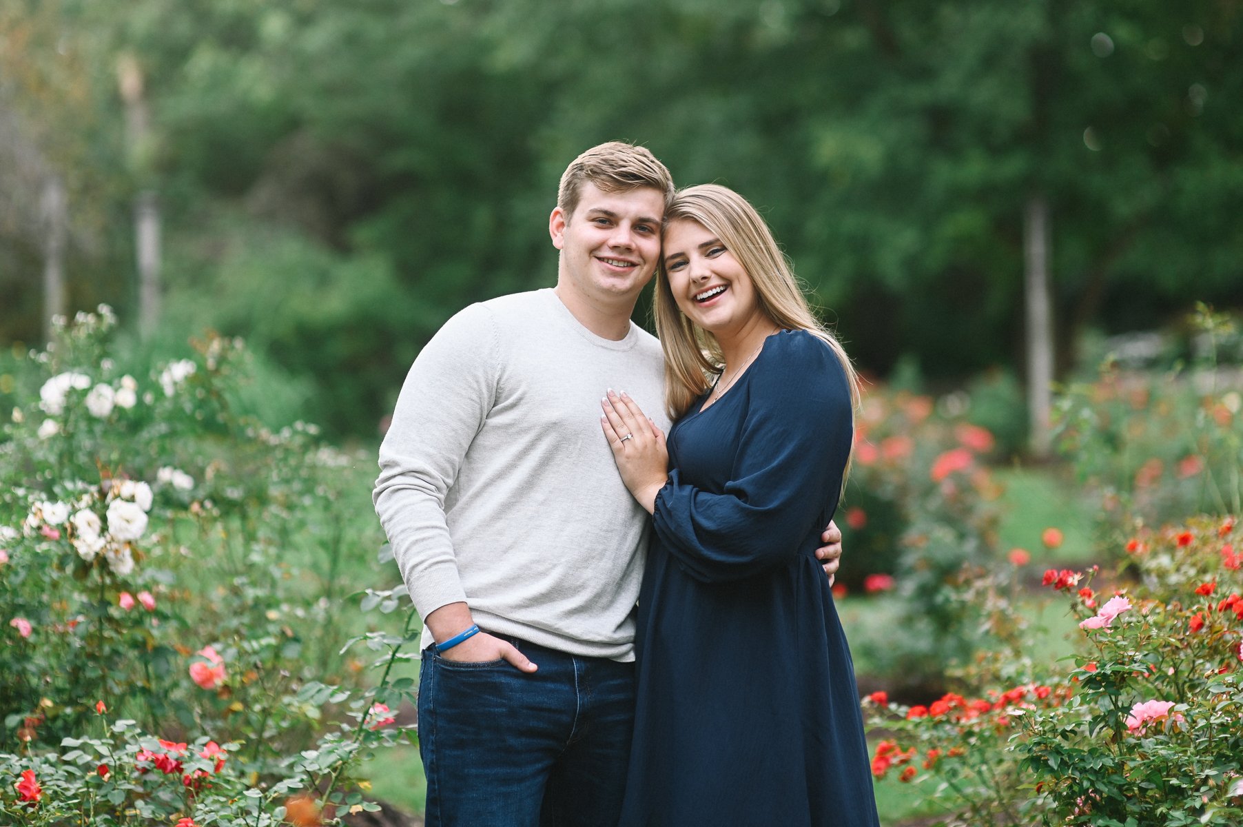 Lansing_Engagement_Photos_Frances_Park-3.jpg