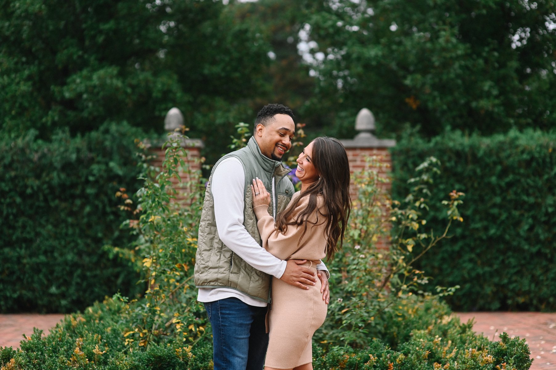 East_Lansing_Engagement_Photos-37.jpg