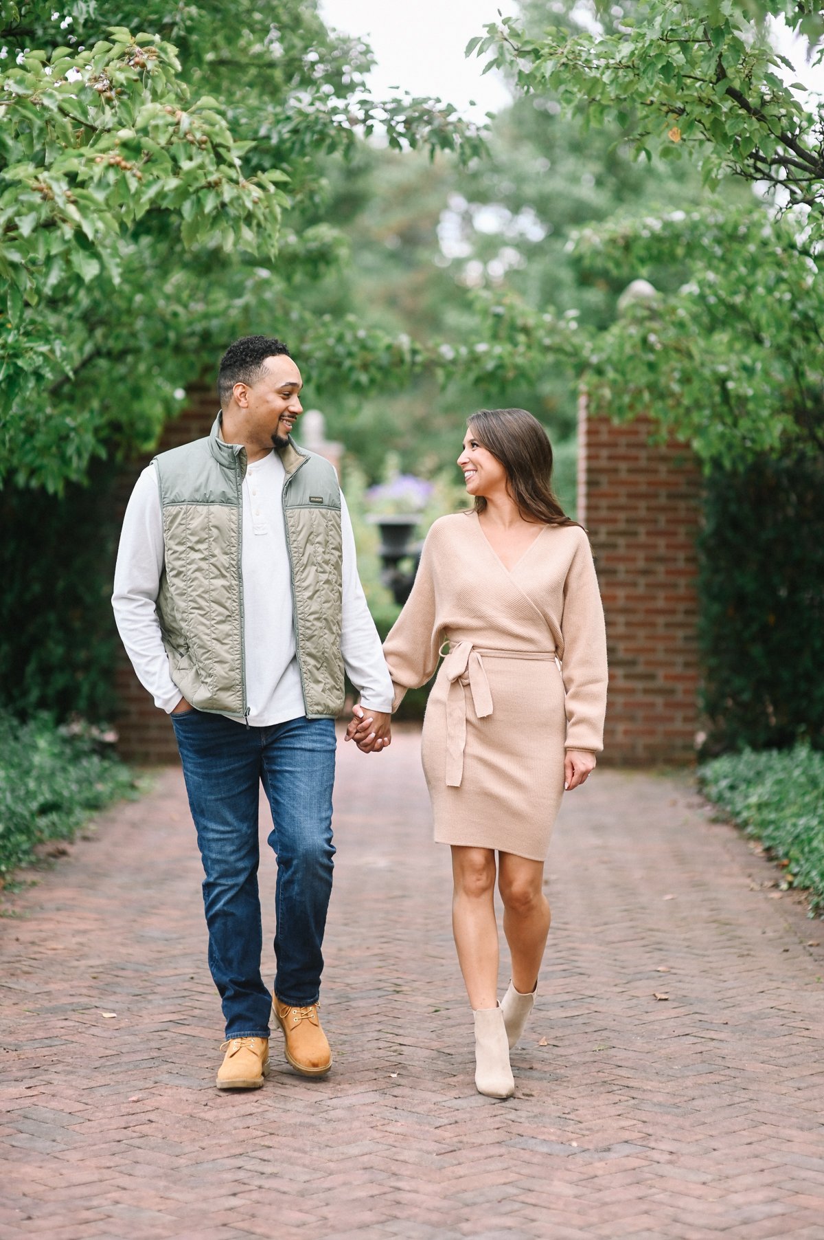 East_Lansing_Engagement_Photos-39.jpg