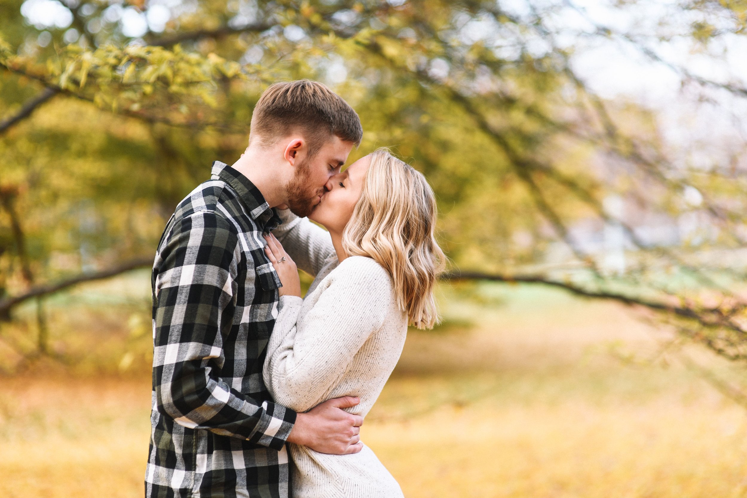 East_Lansing_Engagement_Photos-15.jpg