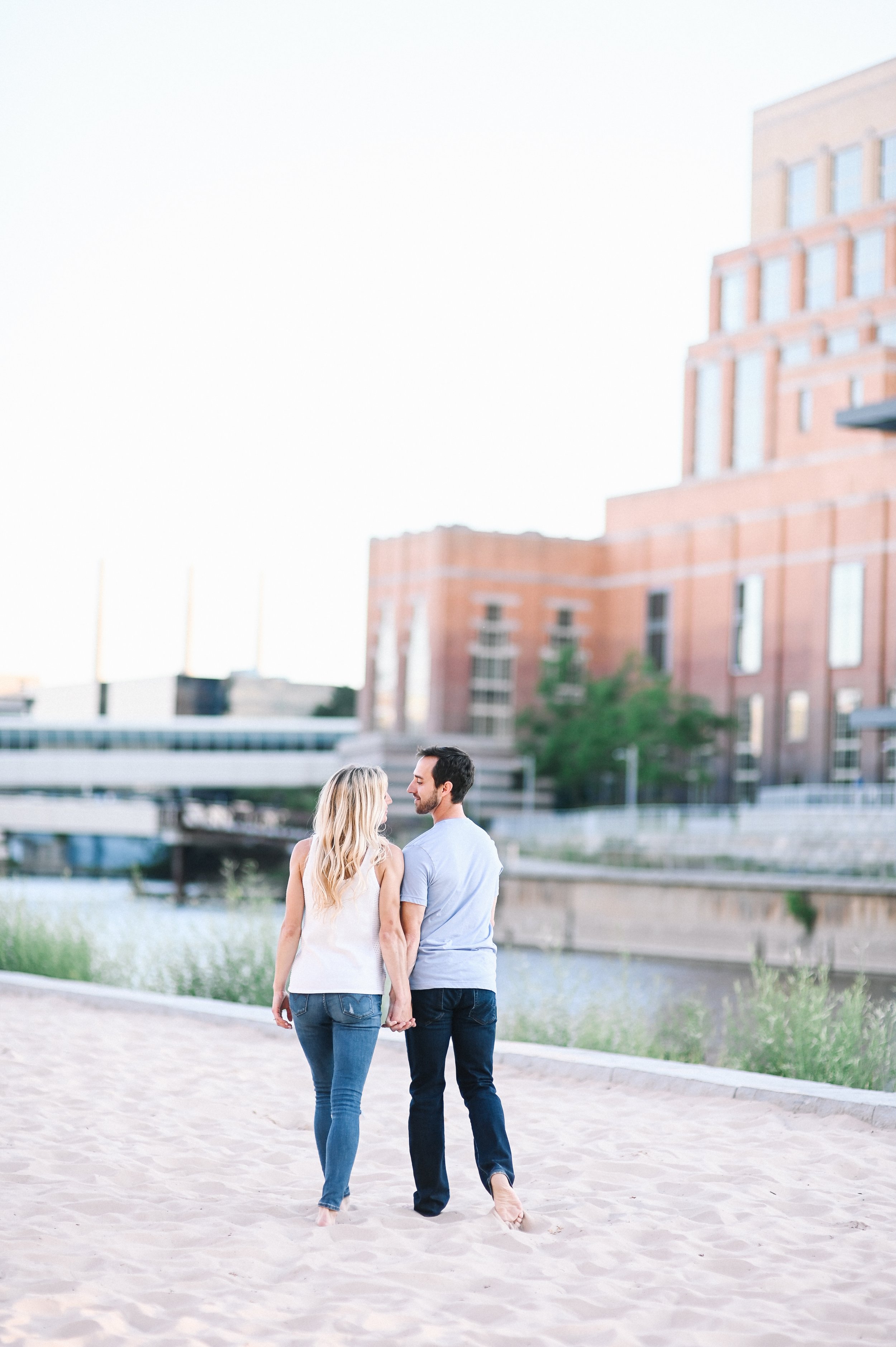 Lansing_Engagement_Photos-276.jpg