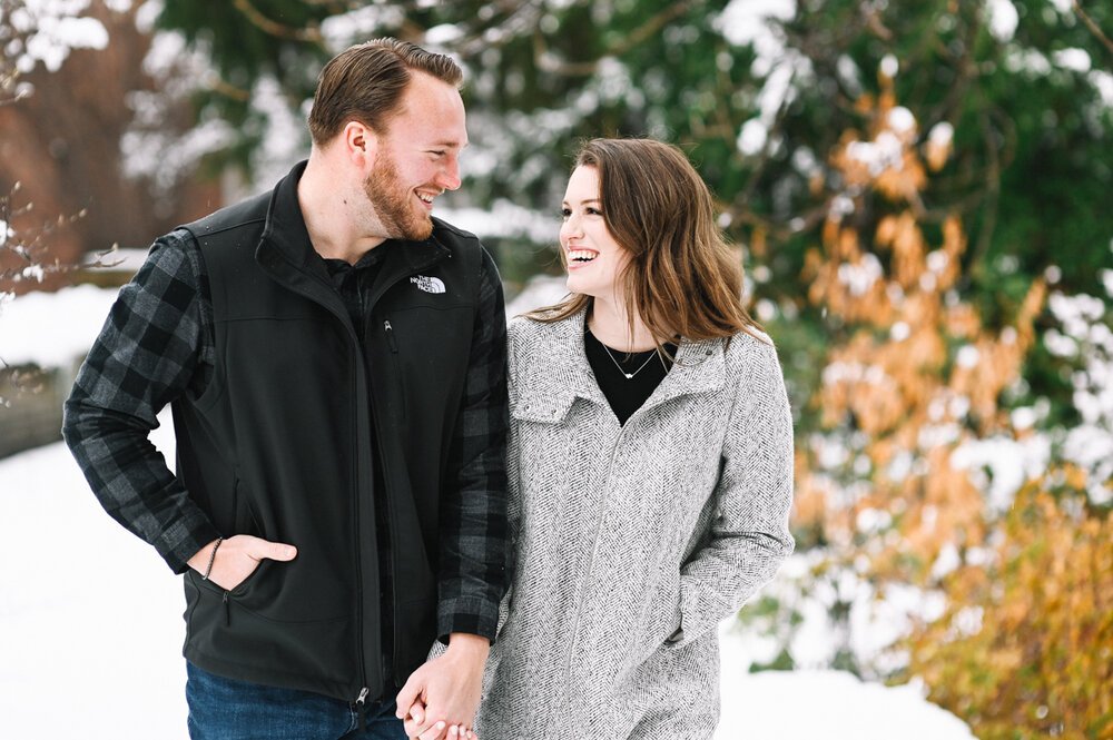 Winter_MSU_Engagement_Photos_East_Lansing-1.jpg