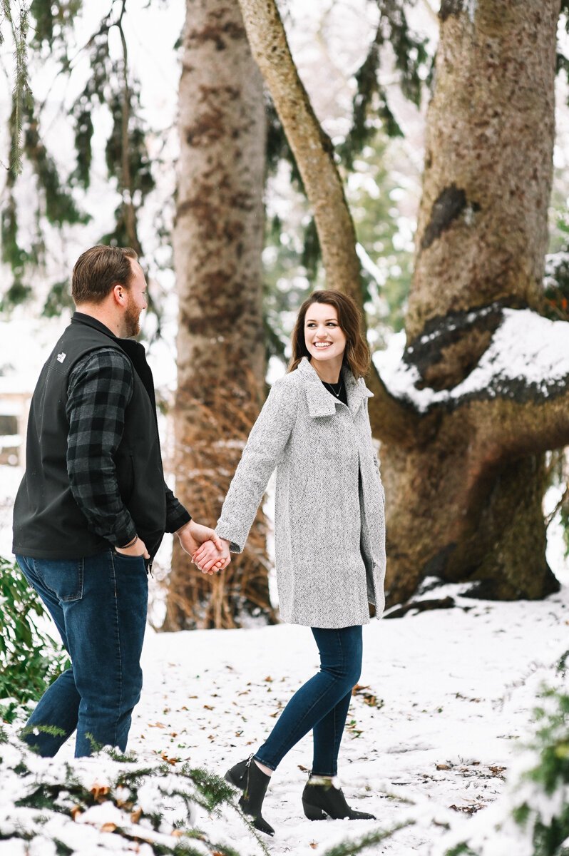 Winter_MSU_Engagement_Photos_East_Lansing-3.jpg