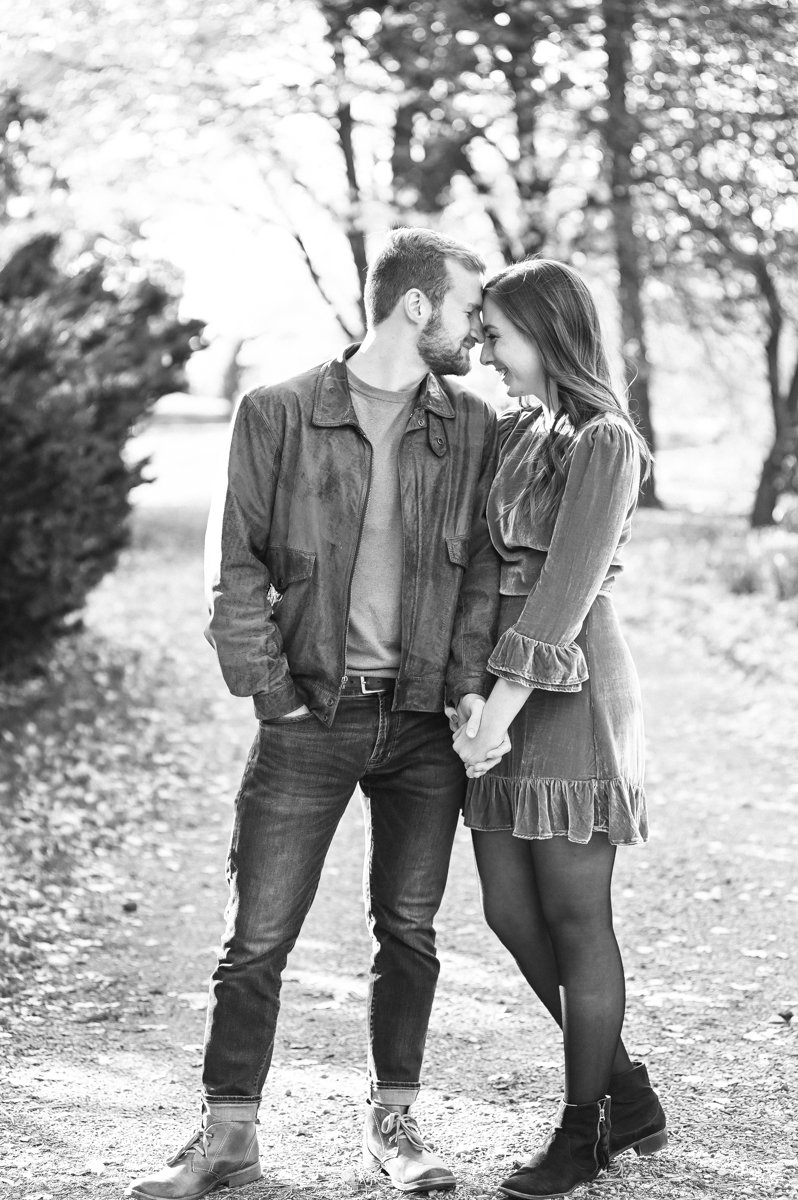 East_Lansing_Engagement_Photos-5.jpg