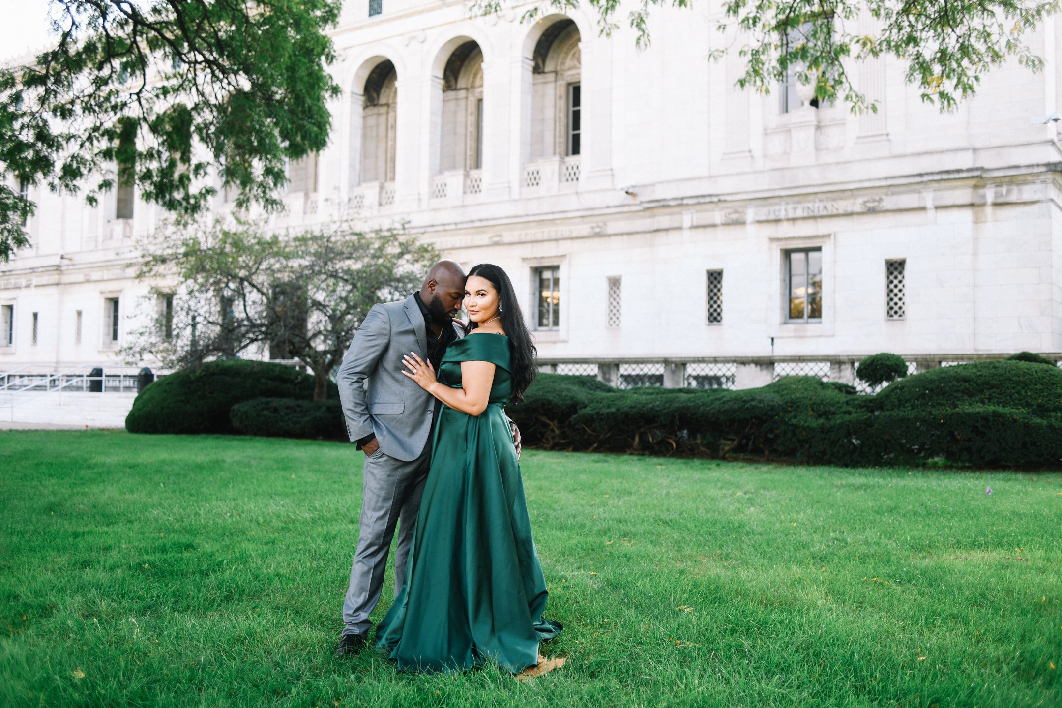 Detroit_Engagement_Photos-31.jpg