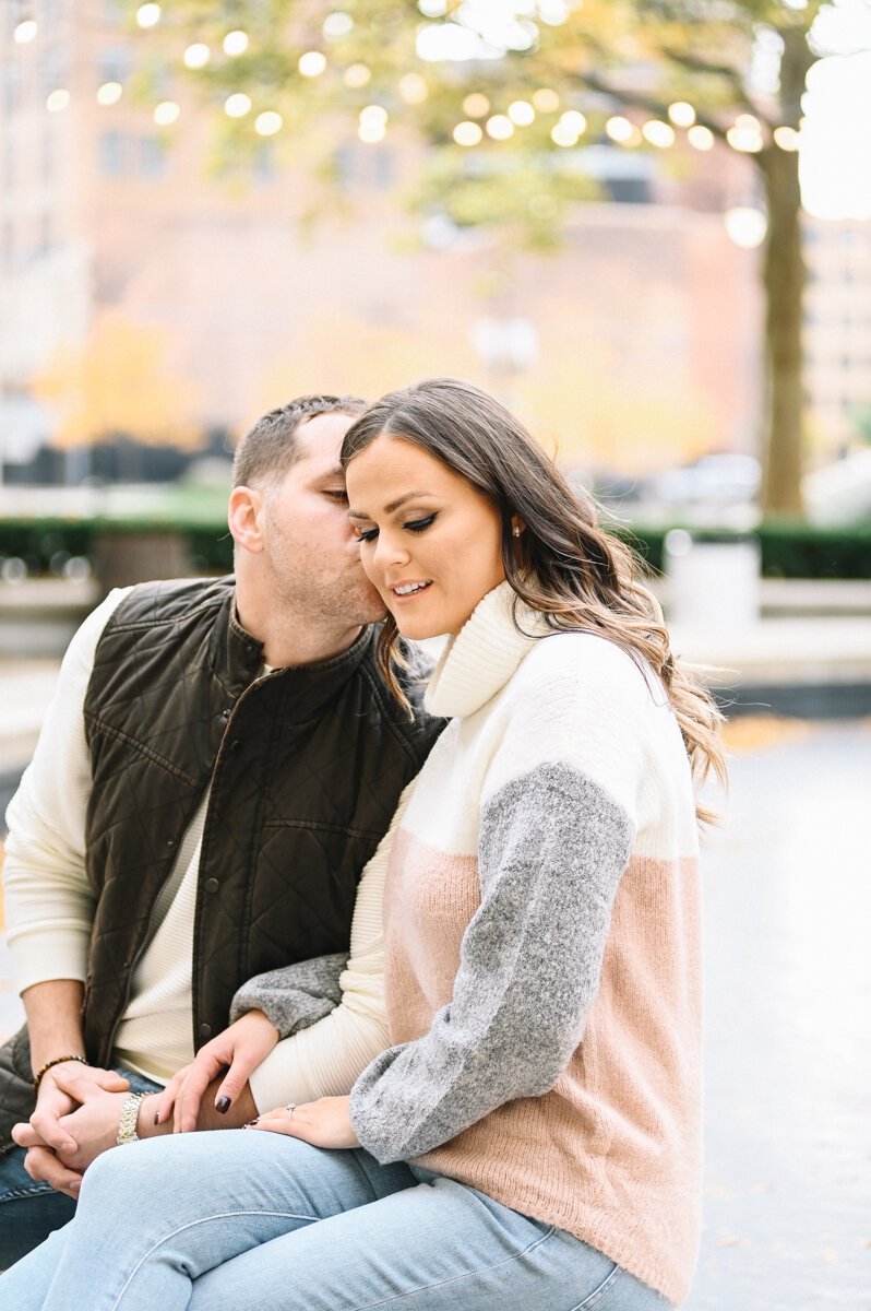 Downtown_Detroit_Engagement_Photos-43.jpg