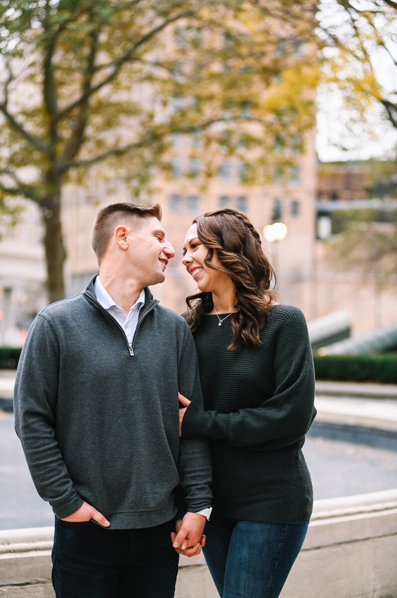 Detroit_Engagement_Photos-21.jpg