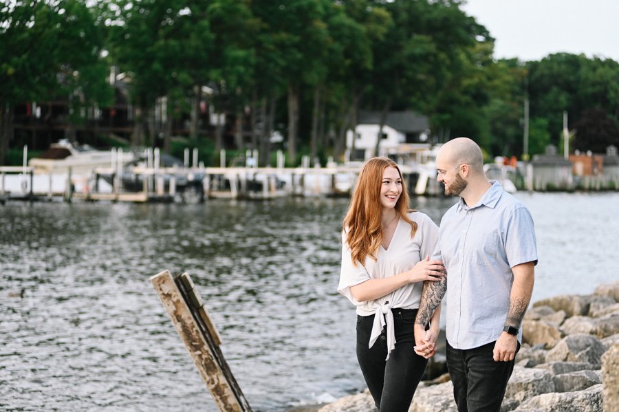 South_Haven_Engagement_Photos-13.jpg