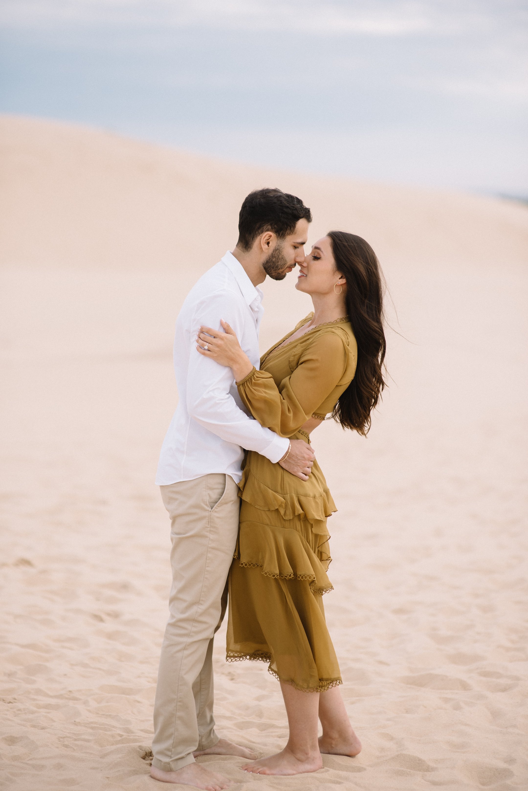 Lake_Michigan_Engagement_Photos-31.jpg