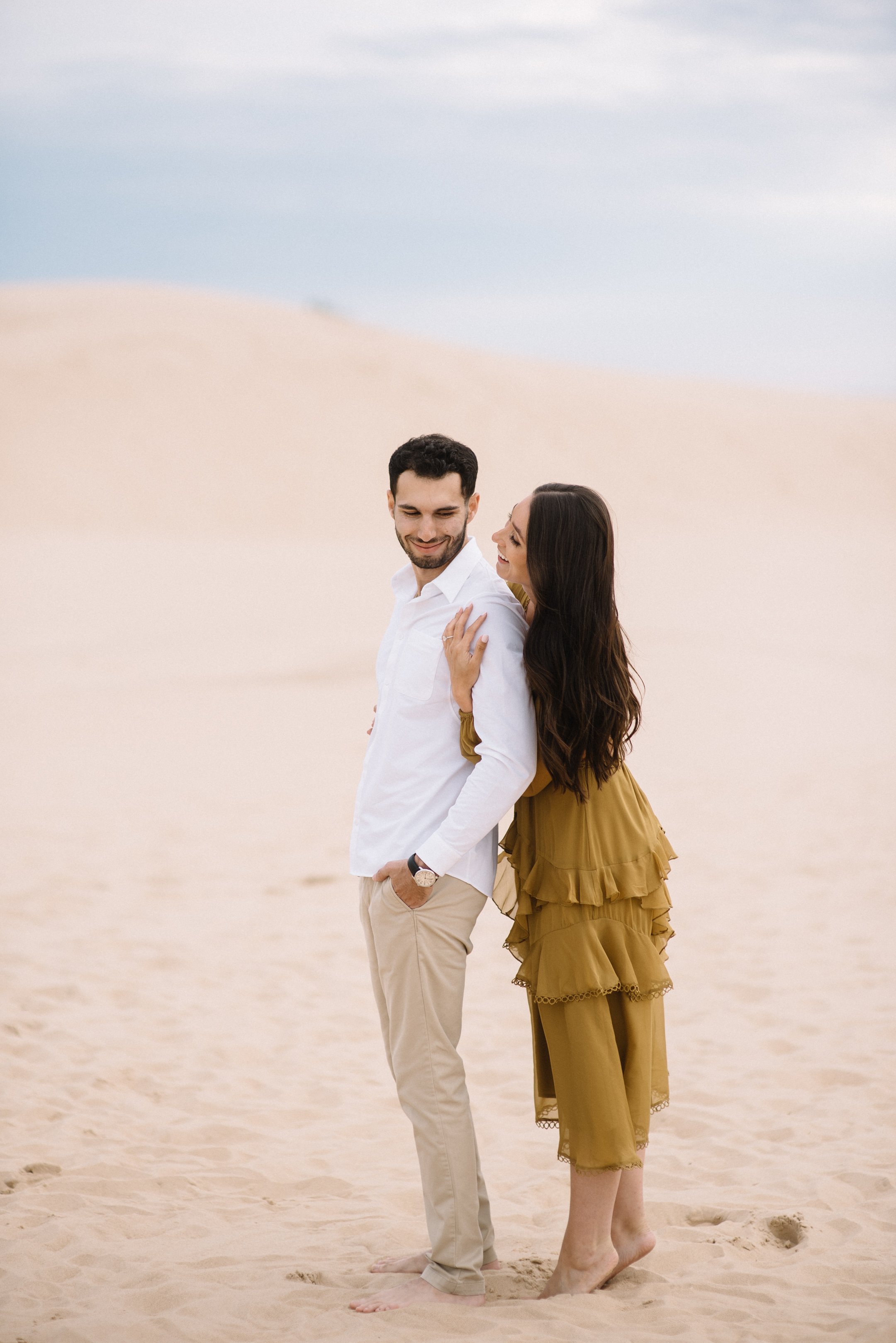 Lake_Michigan_Engagement_Photos-45.jpg