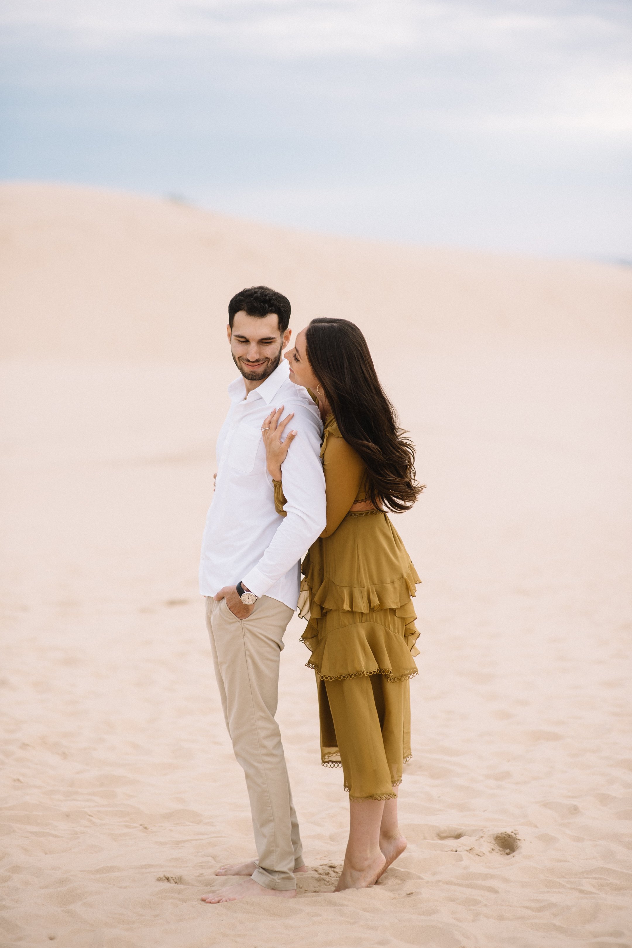 Lake_Michigan_Engagement_Photos-46.jpg