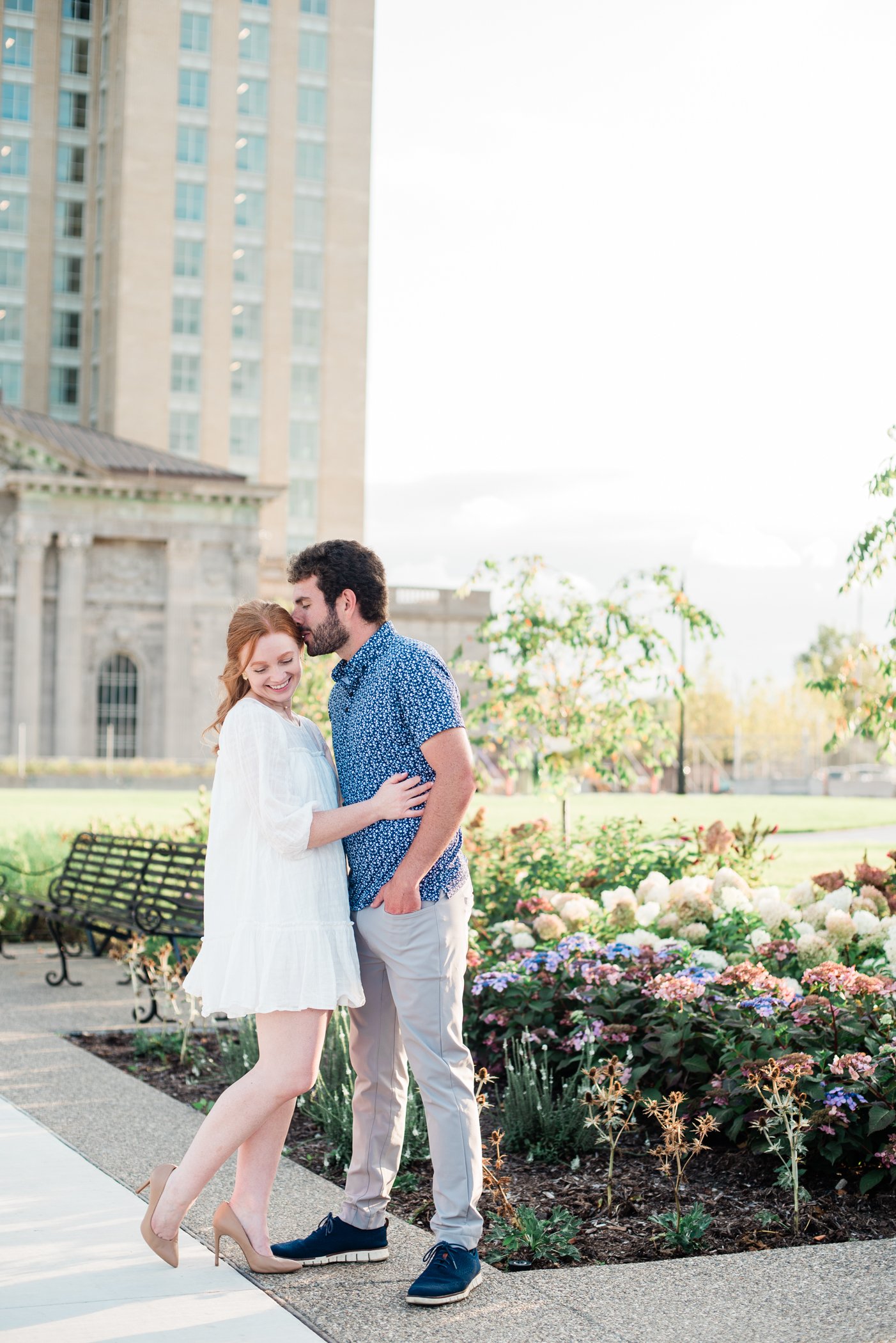 Roosevelt_Park_Detroit_Engagement_Photos-42.jpg