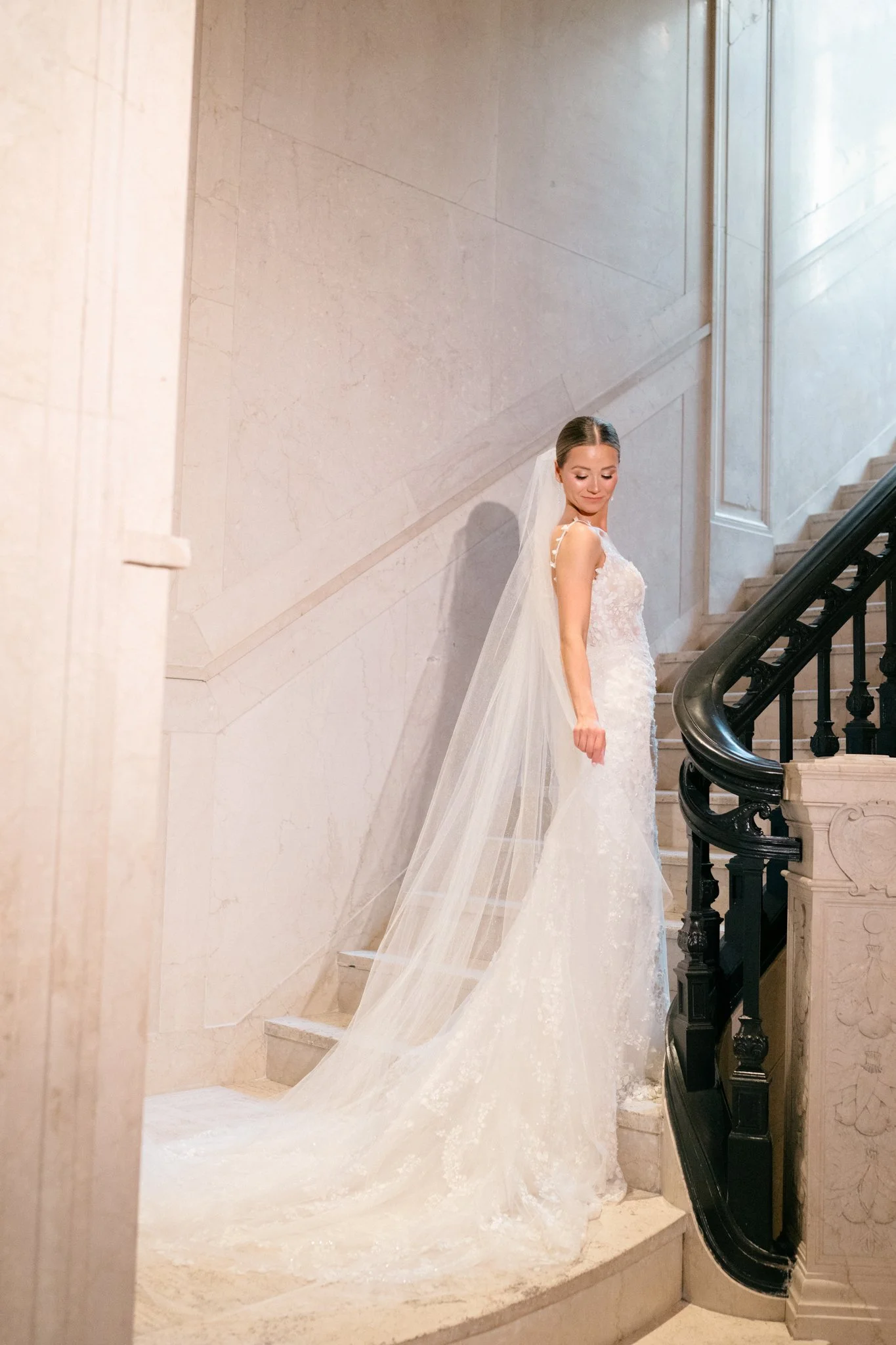 Book_Tower_Detroit_Wedding_Photos-29.jpg
