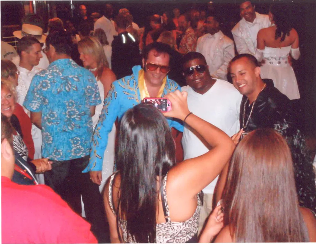 Cruise2011-FinaleReception2.jpg