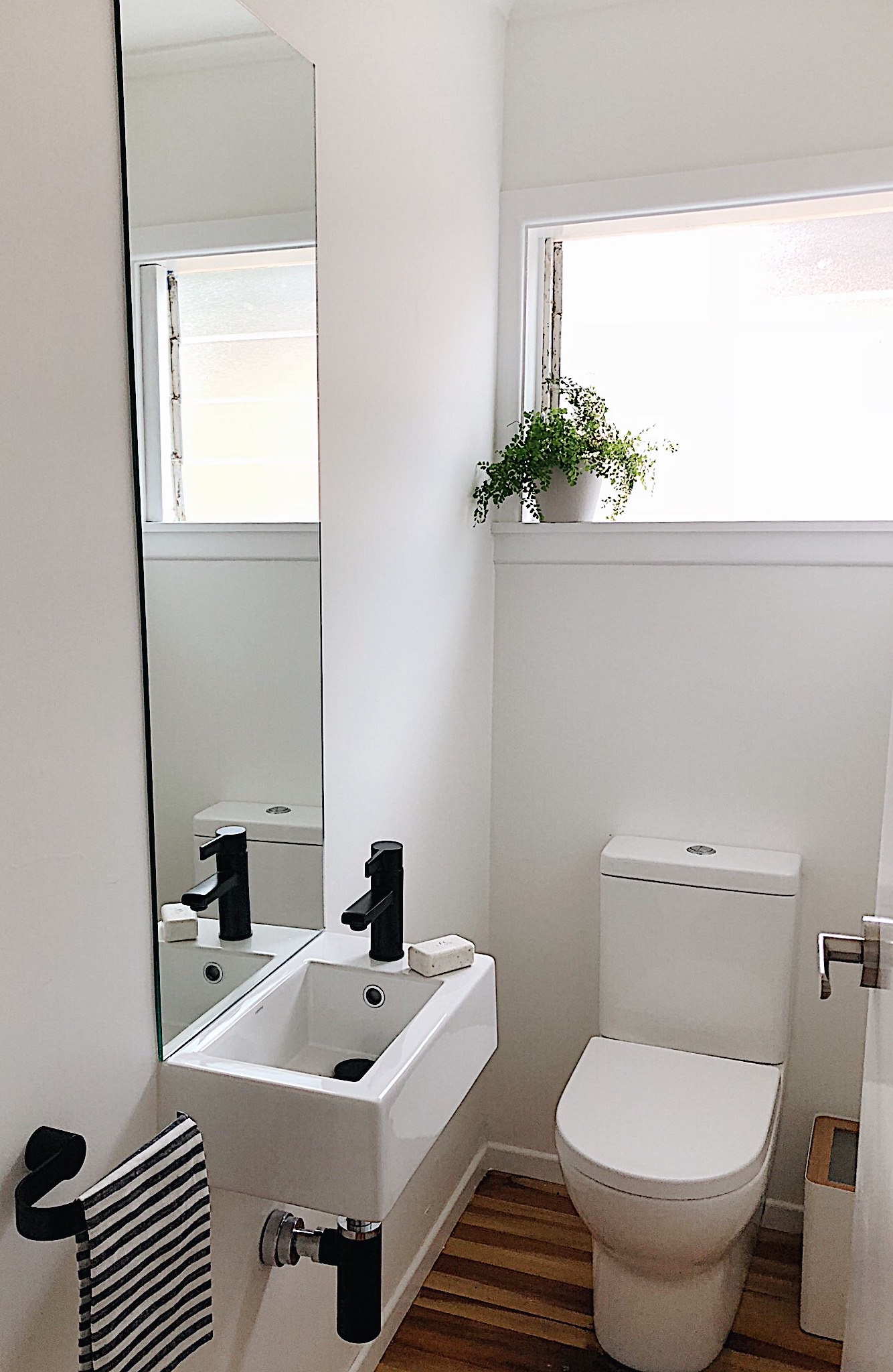 Pearson and Projects Relocatable Reno Bathroom Project Powder Room Toilet Caroma .jpg