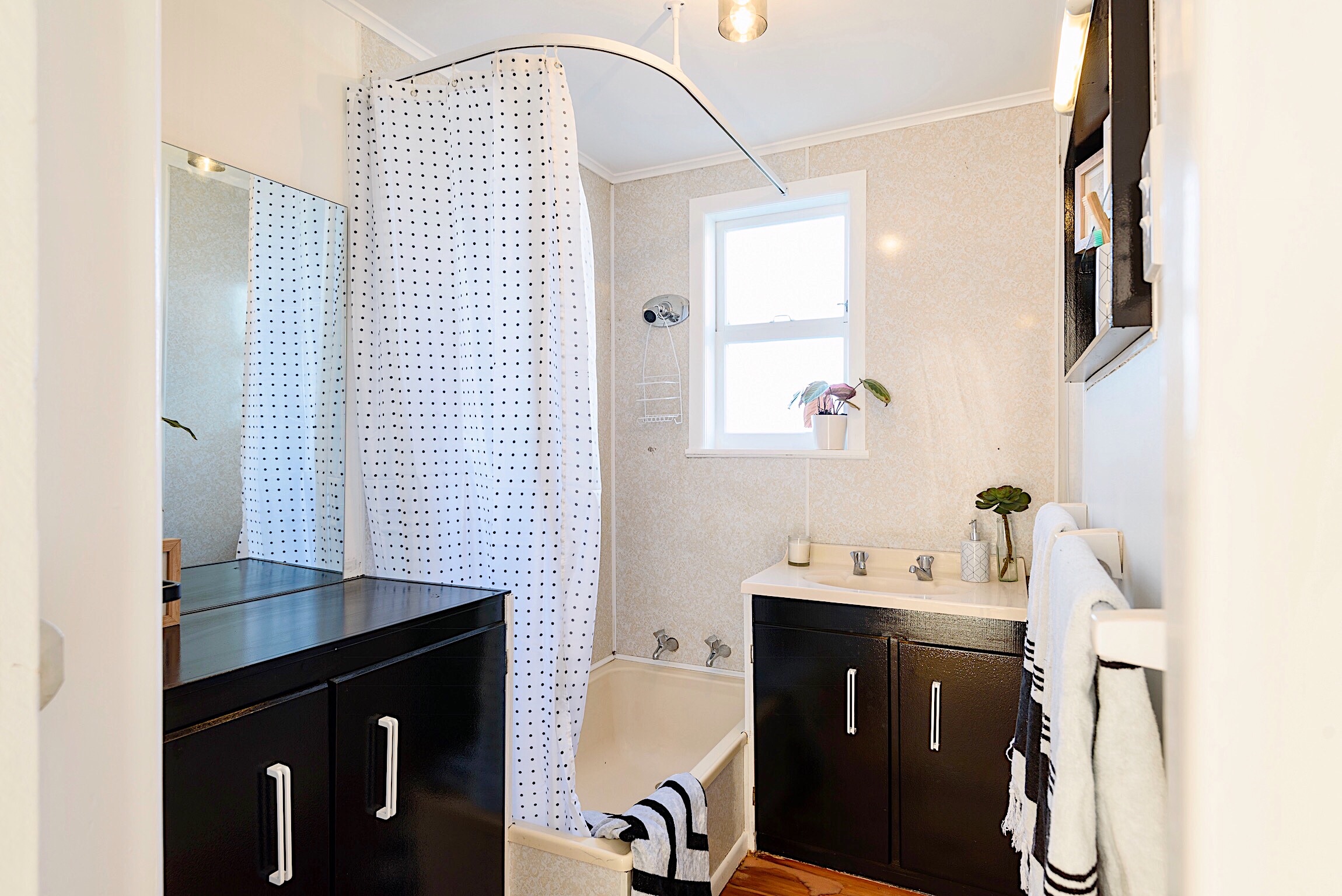 Pearson + Projects The Expert Reveal Bathroom Budget Reno Paint.jpg