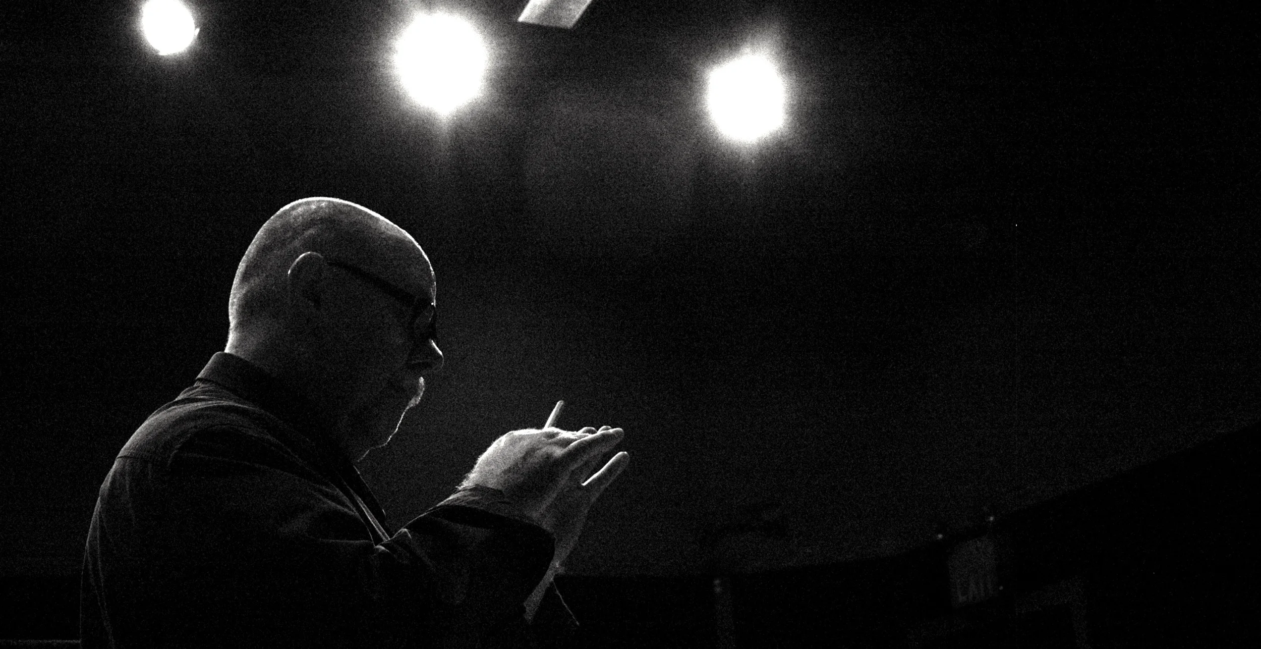 Mark Hummel conducts 2012.jpg
