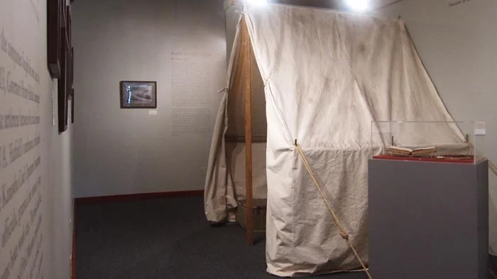 8_tent.jpg